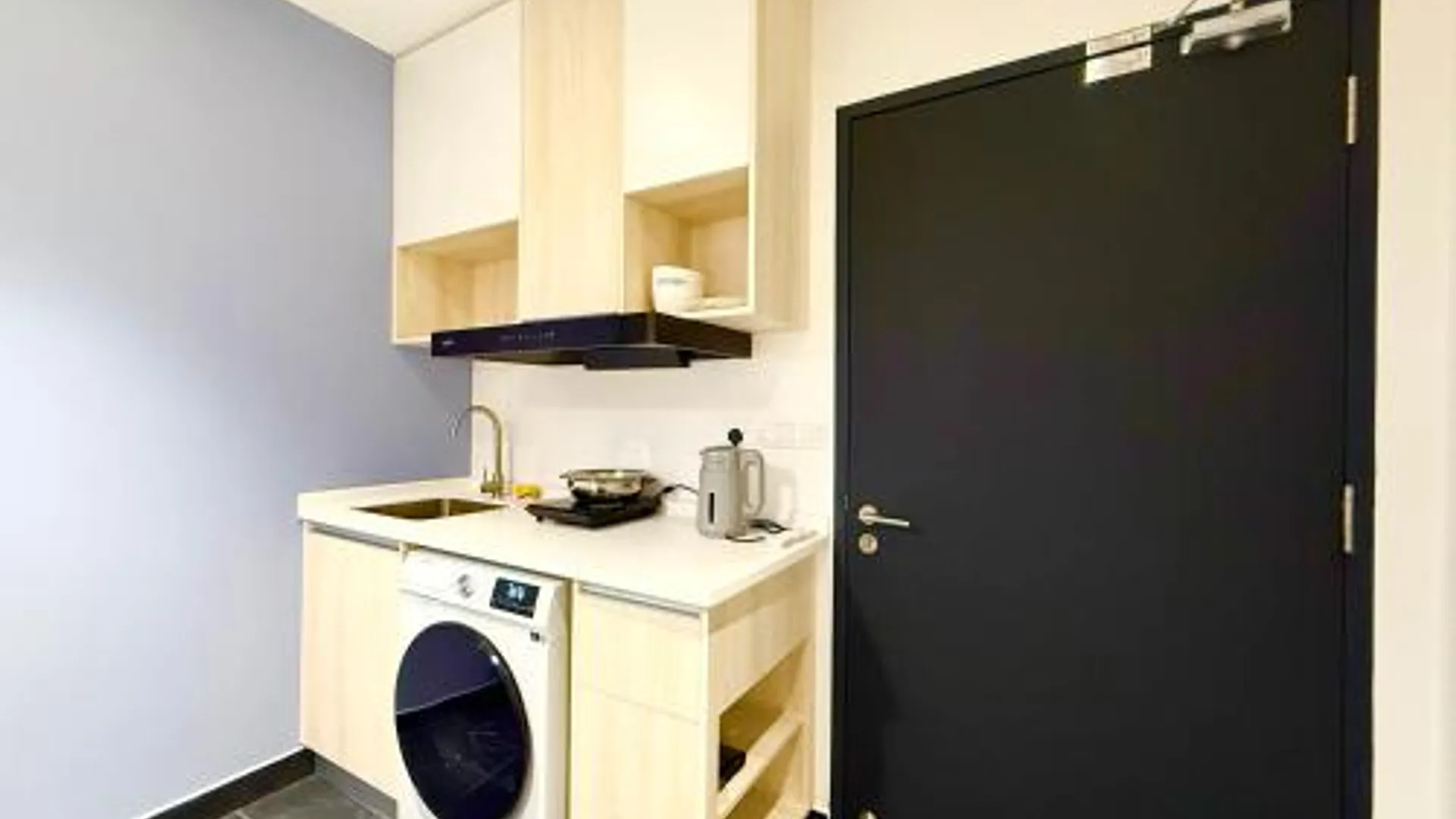 코타키나발루 베트로 11 프리미어 스위트 바이 SSVC 5성급 호텔 수영장