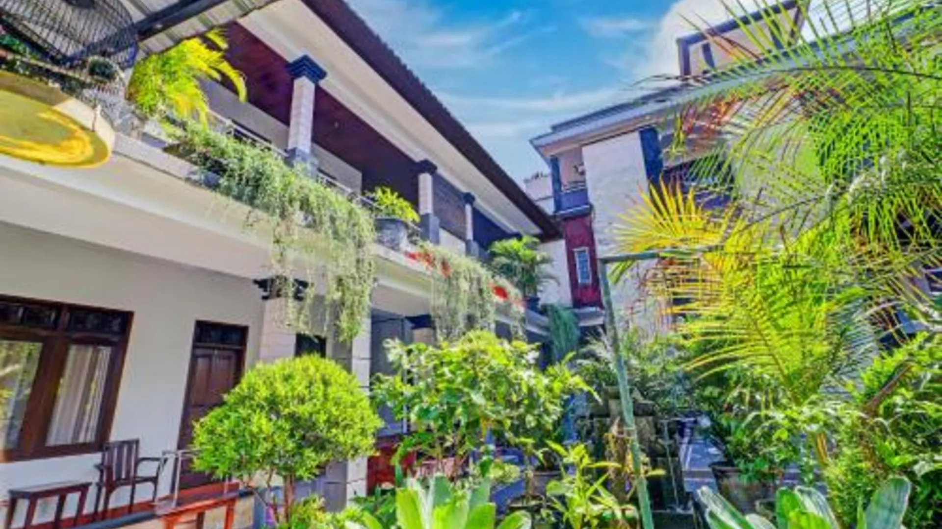 발리 컬렉션 O 발리 근처 끄동아난 비치 구 뉴 아스타 그라하 홈스테이 3성급 호텔 스위트룸