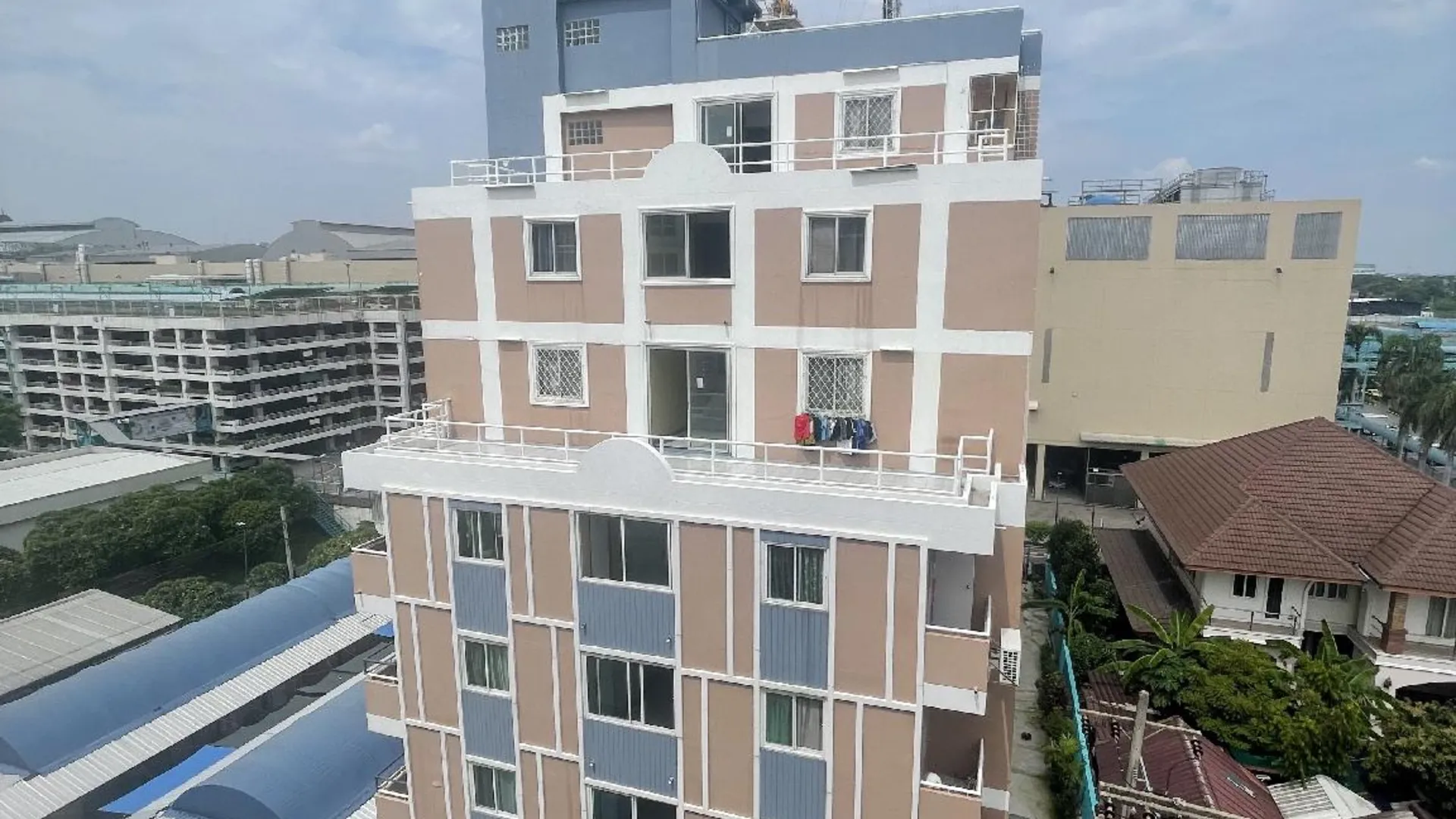 방콕 아일랜드 맨션 램 인트라 방콕 2성급 호텔 로비