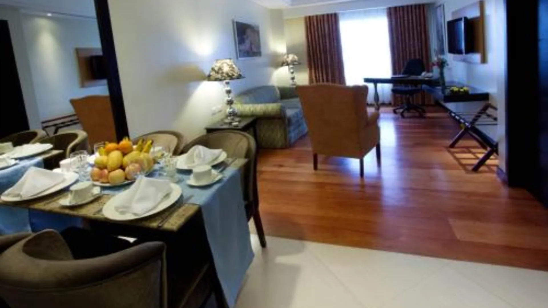 세부 호텔 엘리자베스 세부 4성급 호텔 외관