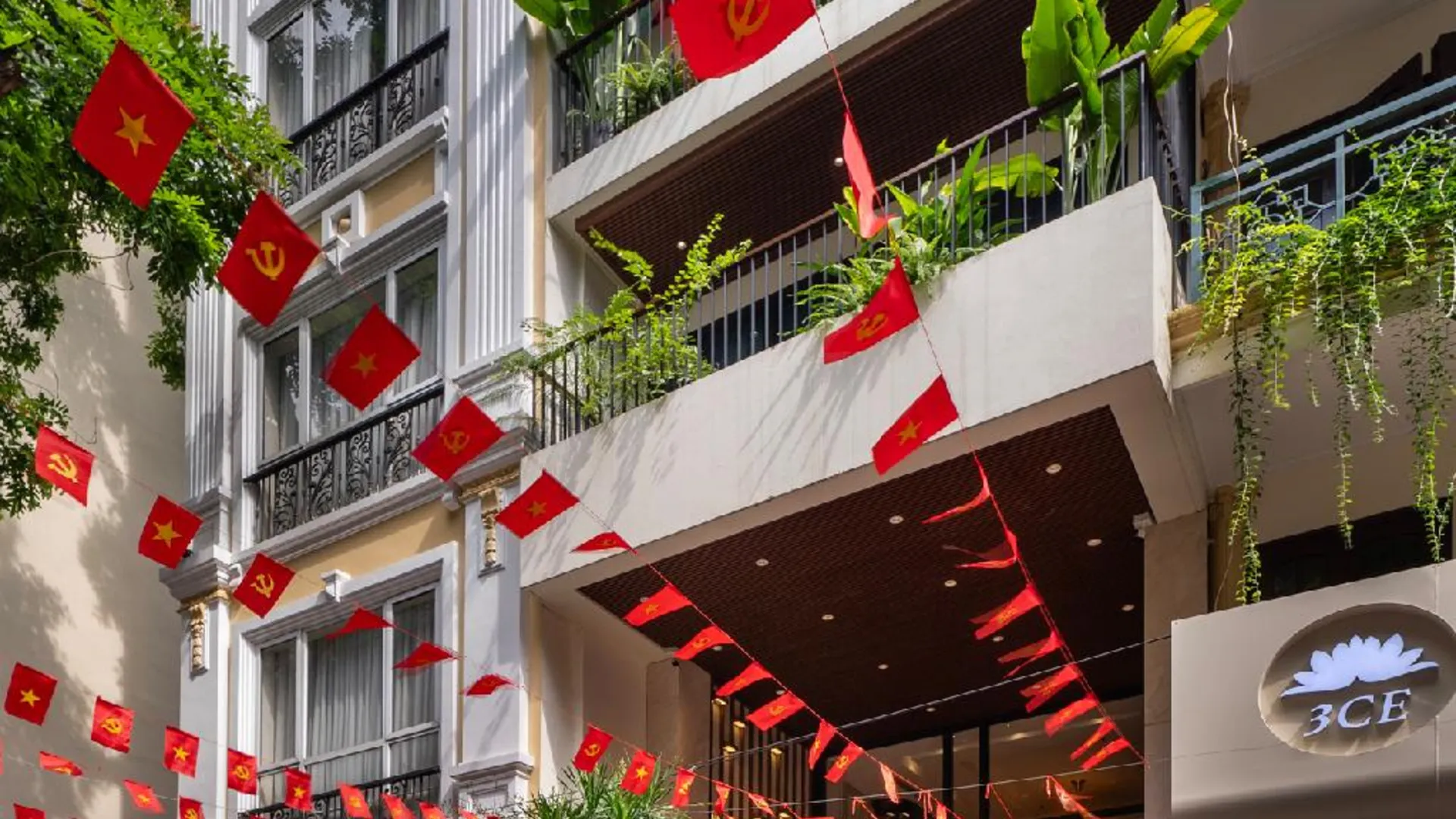 하노이 르프리미어 호텔 앤 루프탑 바 4성급 호텔 레스토랑