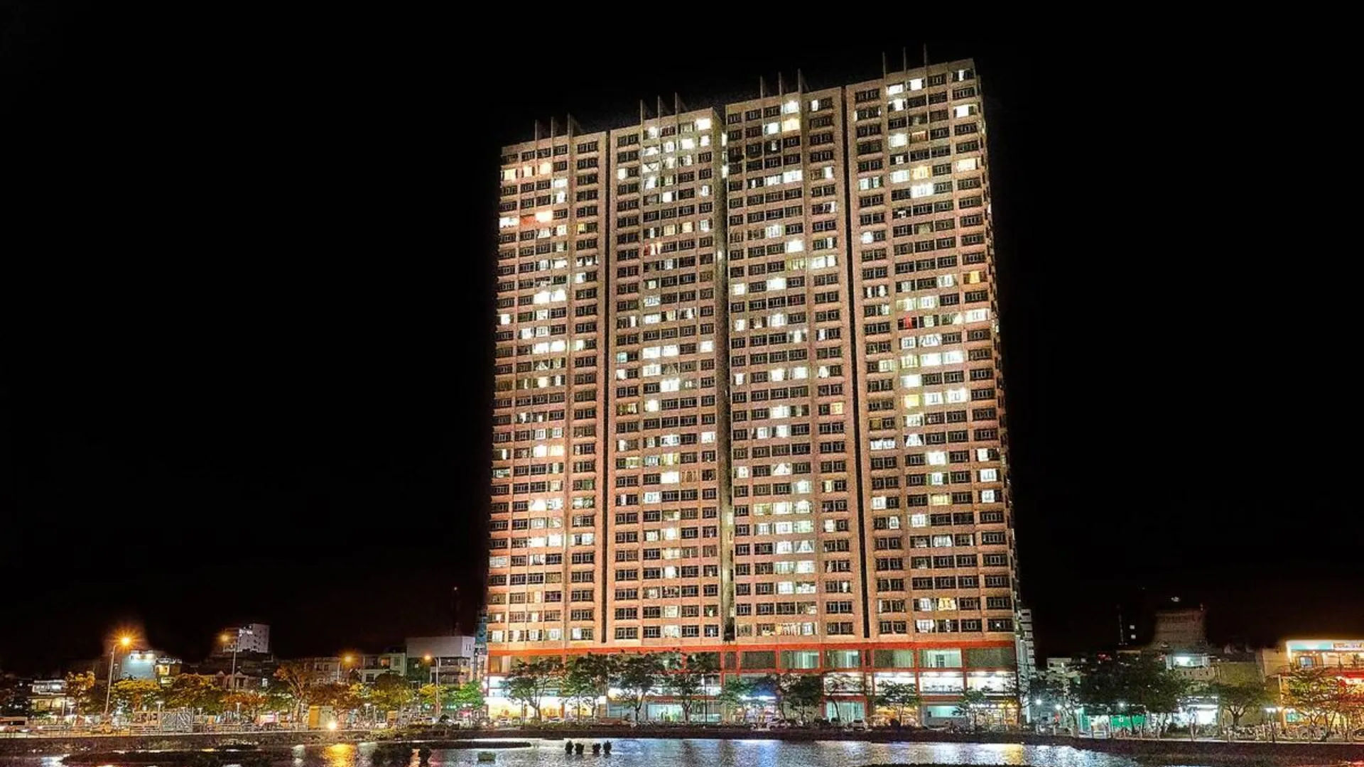 다낭 하이쩌우의 아파트먼트 (120m², 침실 3개, 프라이빗 욕실 2개) 5성급 싱글룸 외관