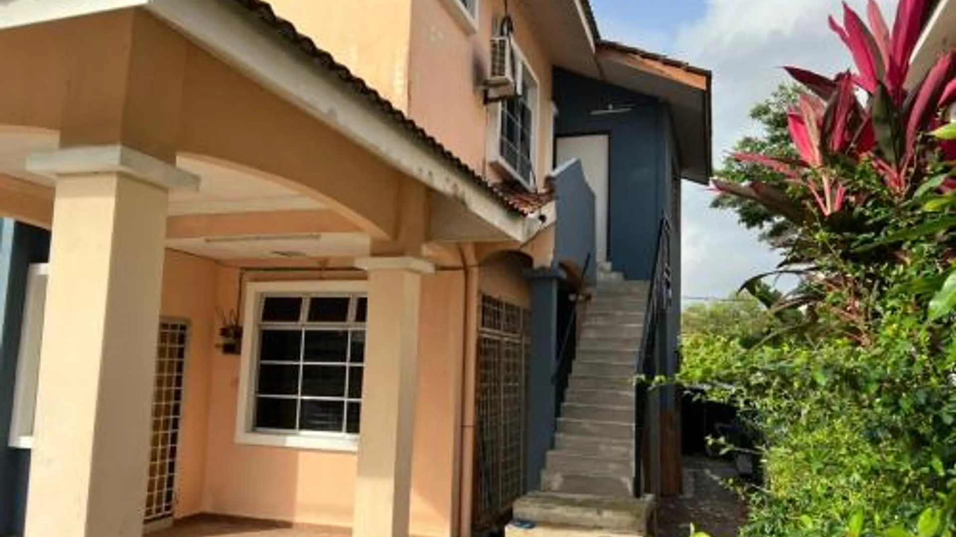 쿠알라테렝가누 Banglo Semi D Villa D Doa Maju 2성급 게스트하우스 외관