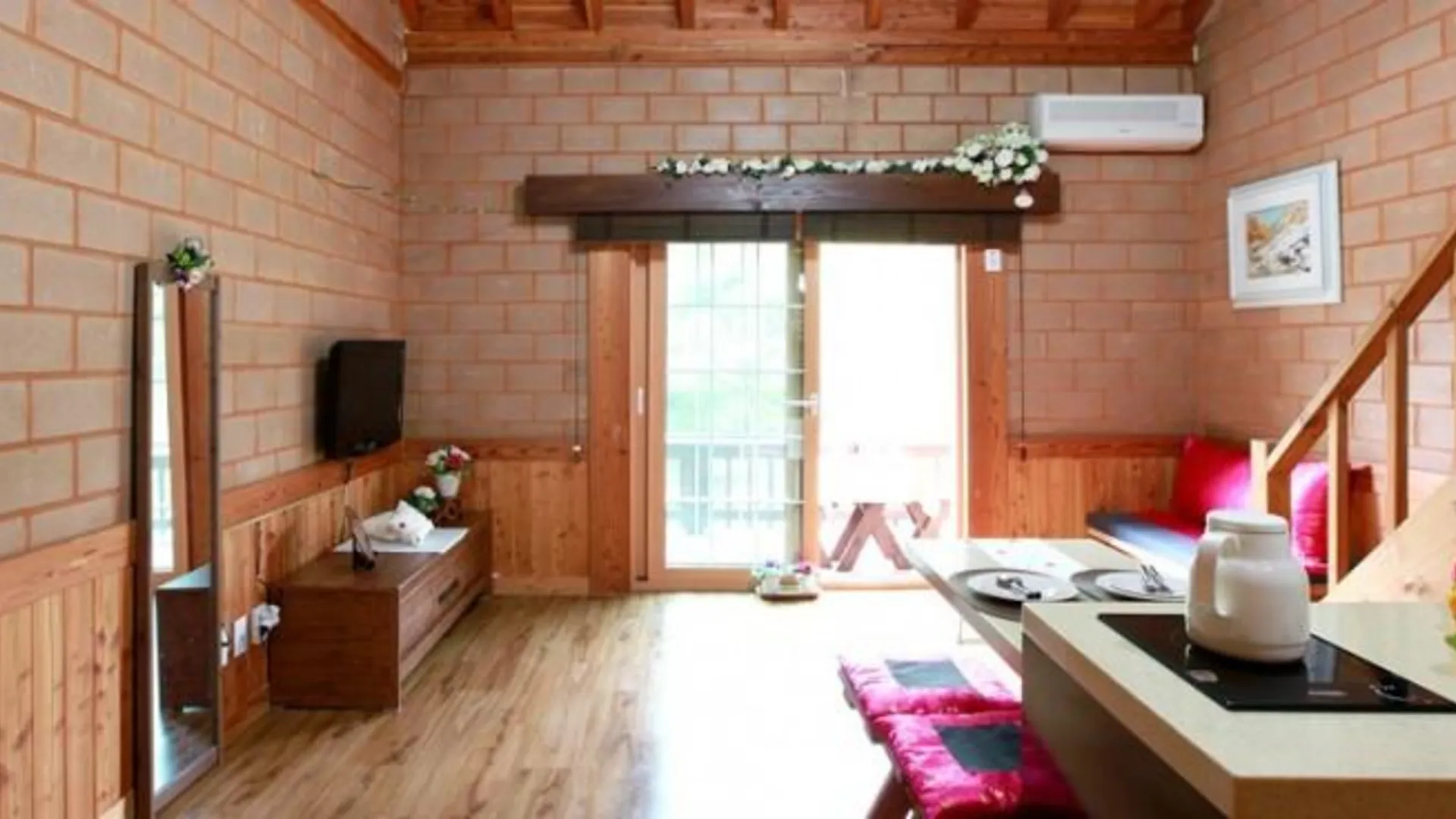 양양 양양 비단향꽃무펜션 2성급 게스트하우스 수영장