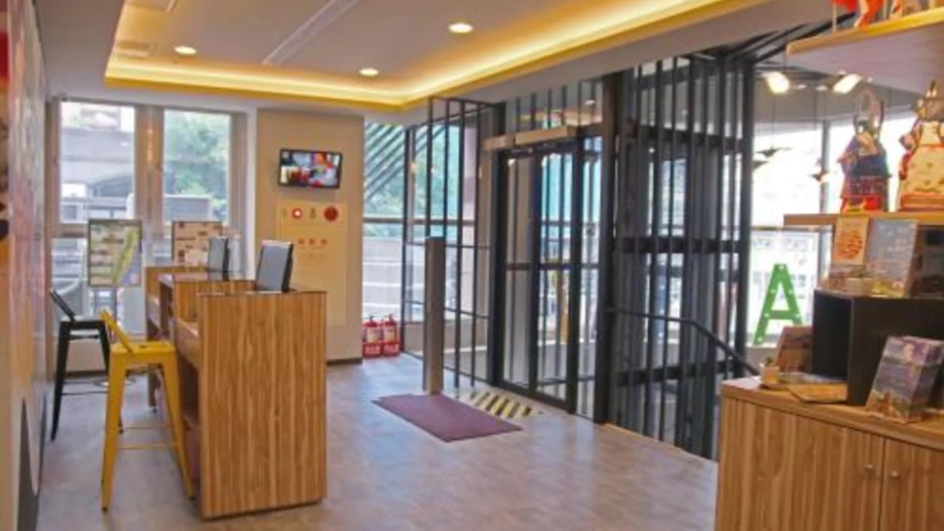 타이베이 백패커스 호스텔-창춘 3성급 호텔 수영장