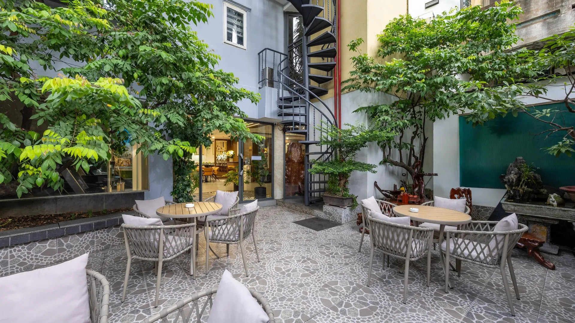 호치민 A25 호텔 - 65G 응우옌타이혹 4성급 호텔 객실