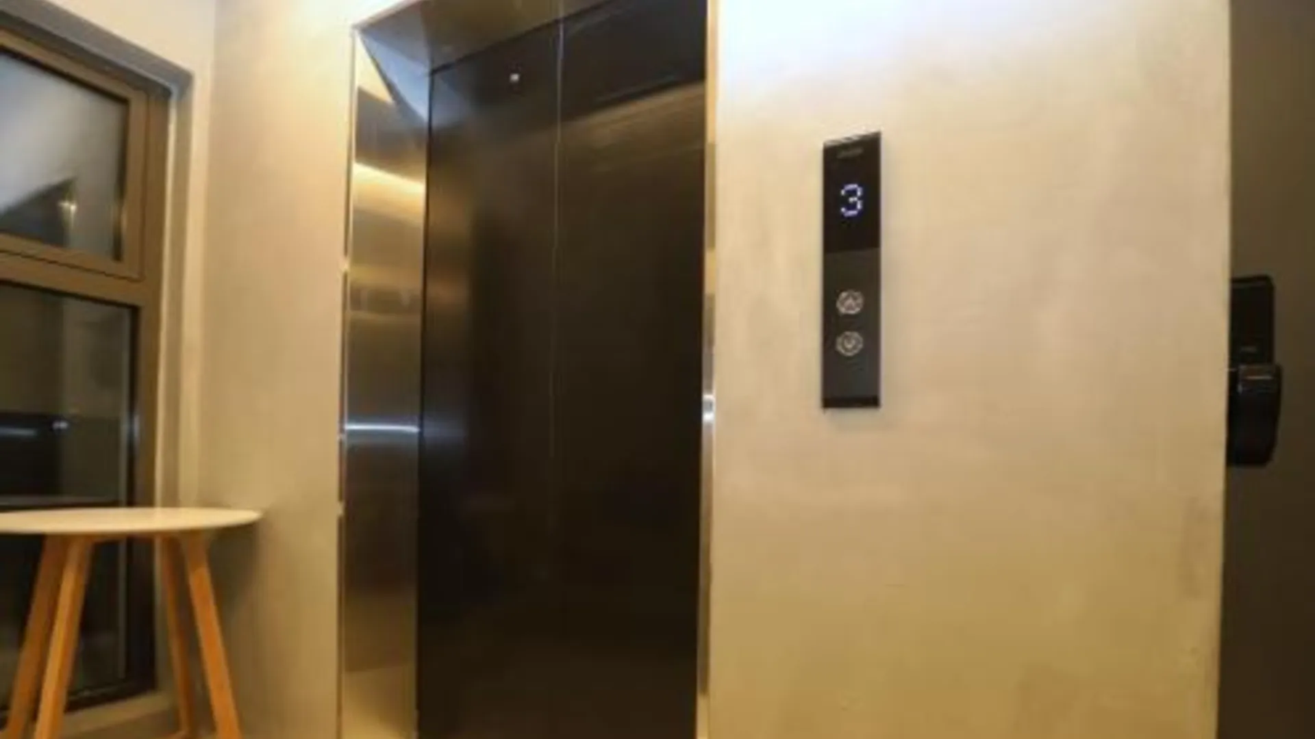 서울 아파트 제이 가든 명동역 도보3분 3성급 게스트하우스 수영장