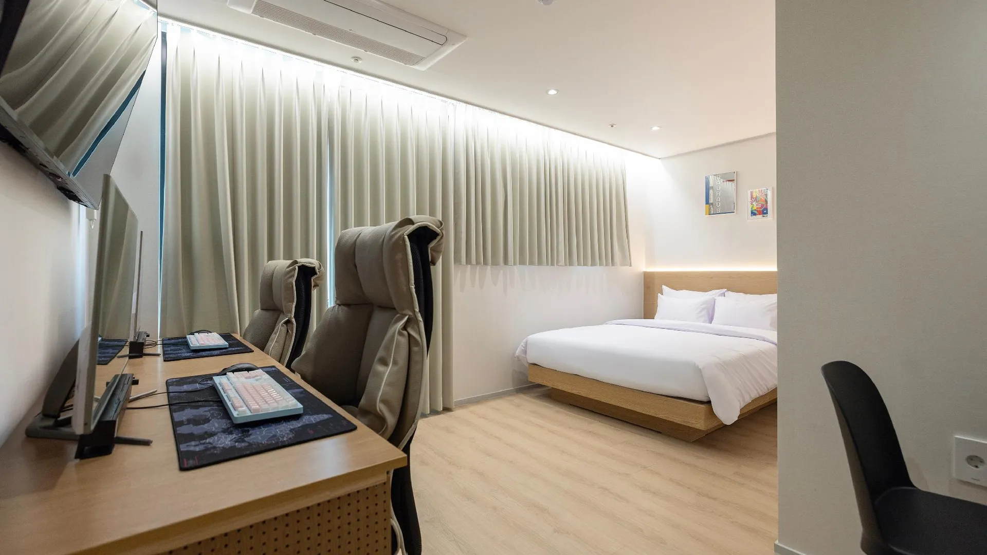 서울 프롬에이치 어스 호텔 위드 아늑 서울 강서화곡점 호텔 스위트룸