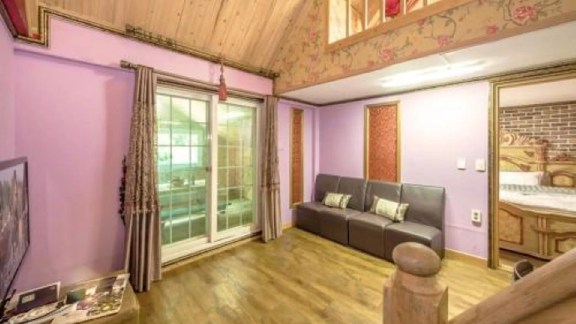 가평 가평 아쿠아밸리 풀빌라 1성급 호텔 스위트룸