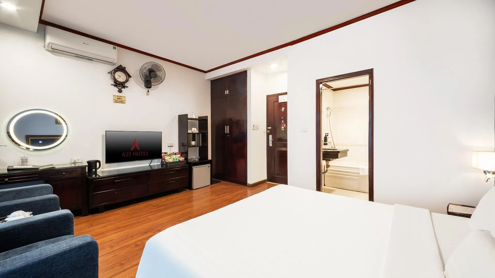 하노이 A25 호텔 - 61 루옹 응옥 꾸옌 3성급 호텔 스위트룸