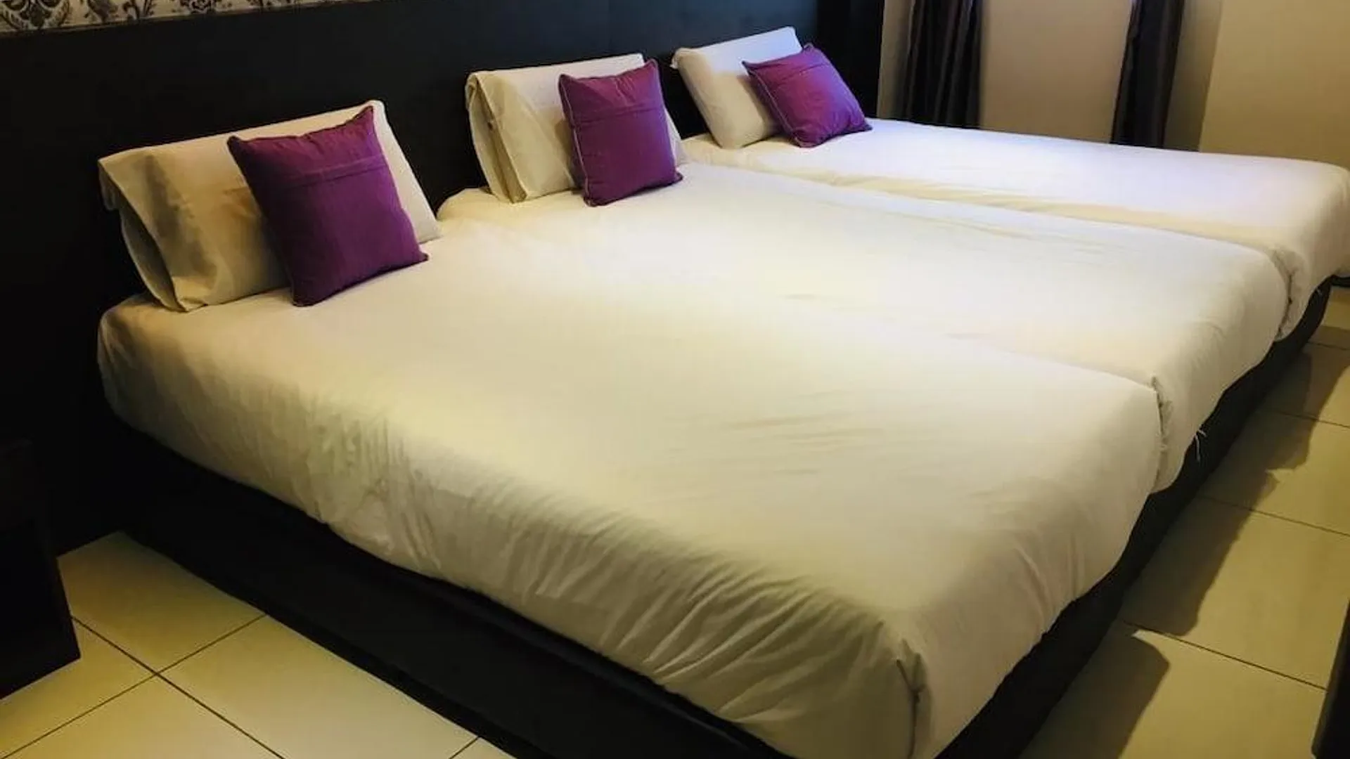 부킷 감비르 Remember Hotel 호텔 객실