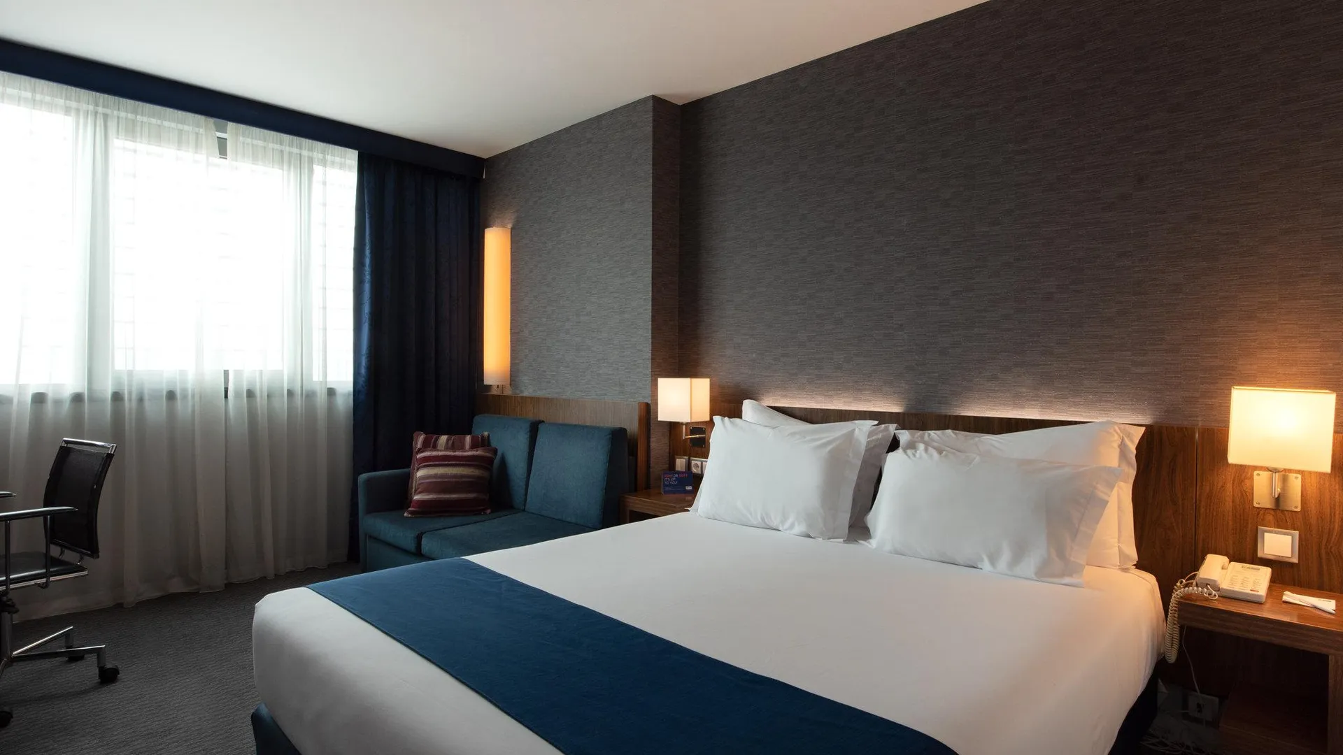 로르스 홀리데이 인 익스프레스 리스본 에어포트 바이 IHG 3성급 호텔 전망