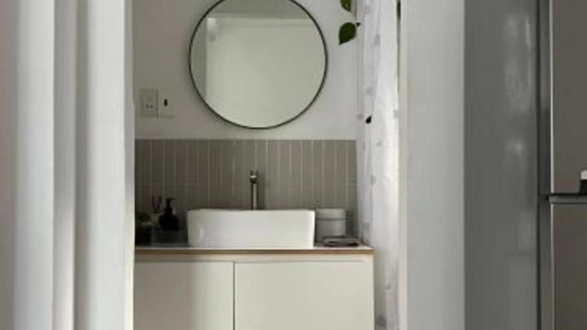 호치민 675apt 2성급 싱글룸 외관