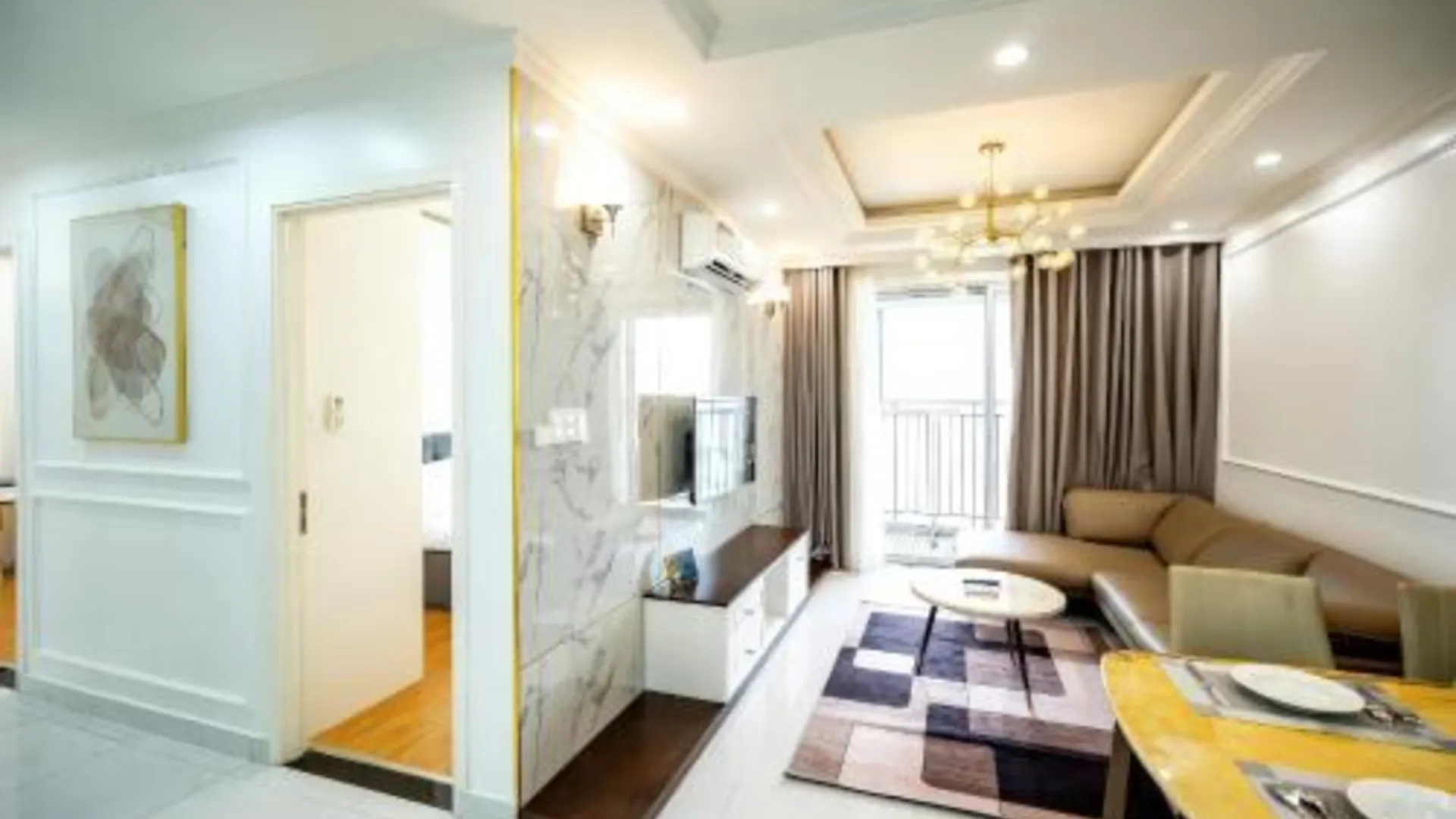 호치민 지니어스 사이공 - 선라이즈시티뷰 디스트릭트 7 4성급 호텔 스위트룸