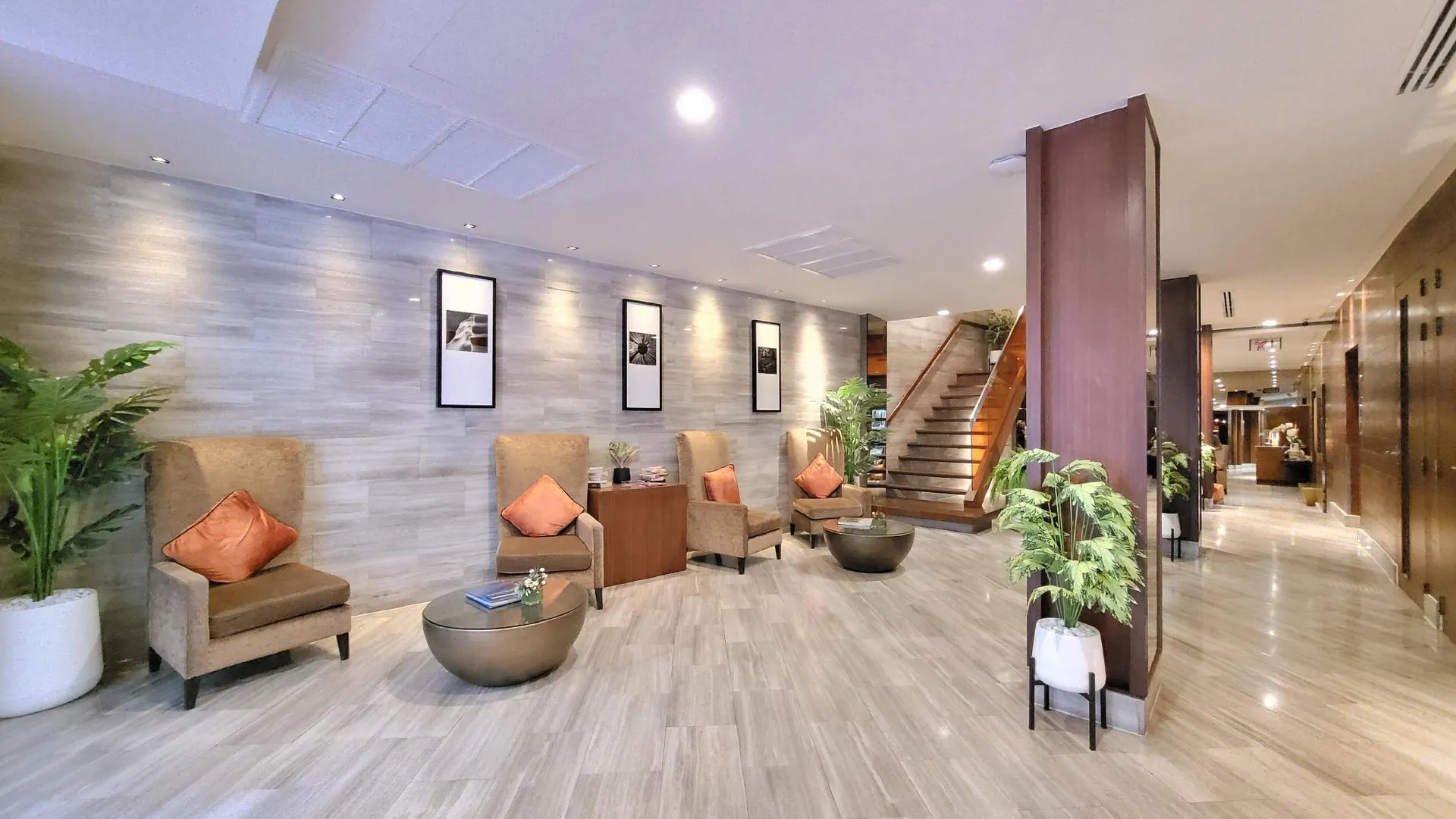 방콕 온 8 수쿰빗 나나 방콕 3성급 호텔 객실