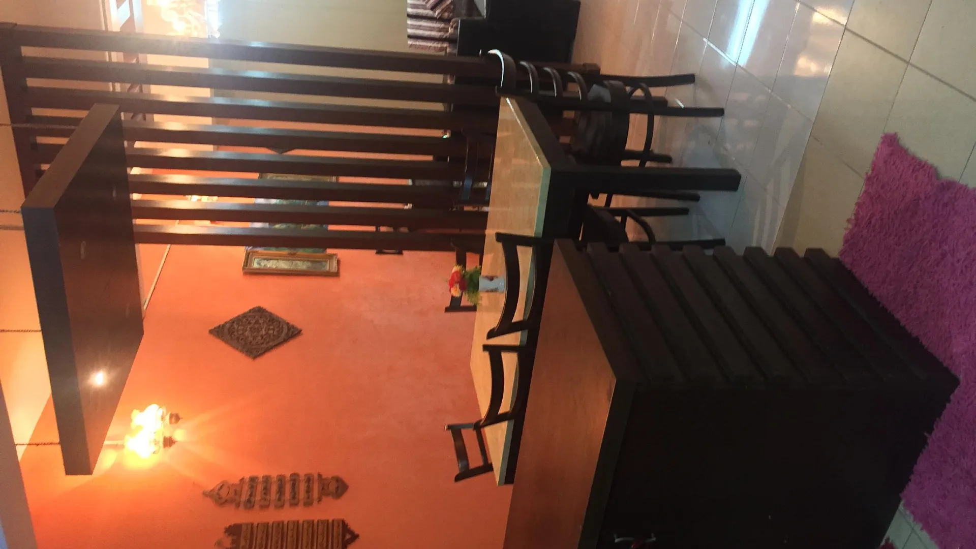 메르싱 반다르 머싱의 프라이빗 하우스 (1540m², 침실 3개, 프라이빗 욕실 2개) 1성급 싱글룸 레스토랑