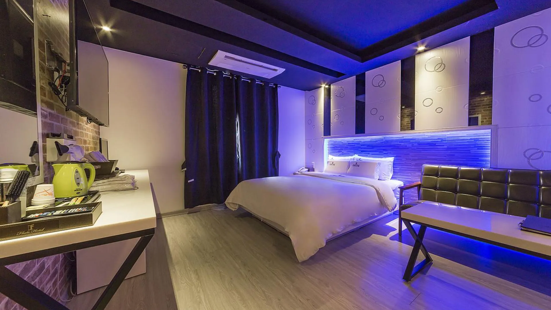 시흥 시흥 플룻 호텔 스위트룸