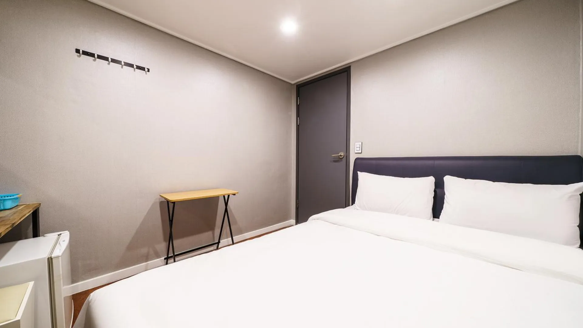 서울 강동 엠하임 명일역 1성급 호텔 객실