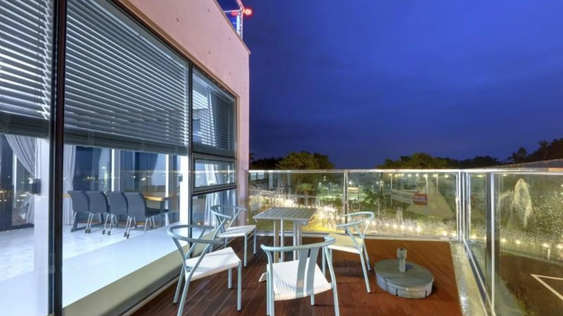 울산 울산 간절곶 풍차 카라반펜션 3성급 게스트하우스 레스토랑