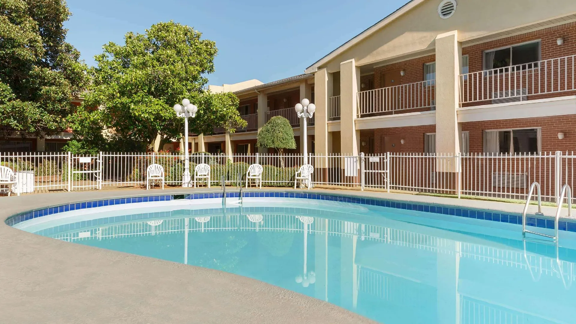 로턴 (OK) 데이즈 인 바이 윈덤 로턴 2성급 호텔 부대시설