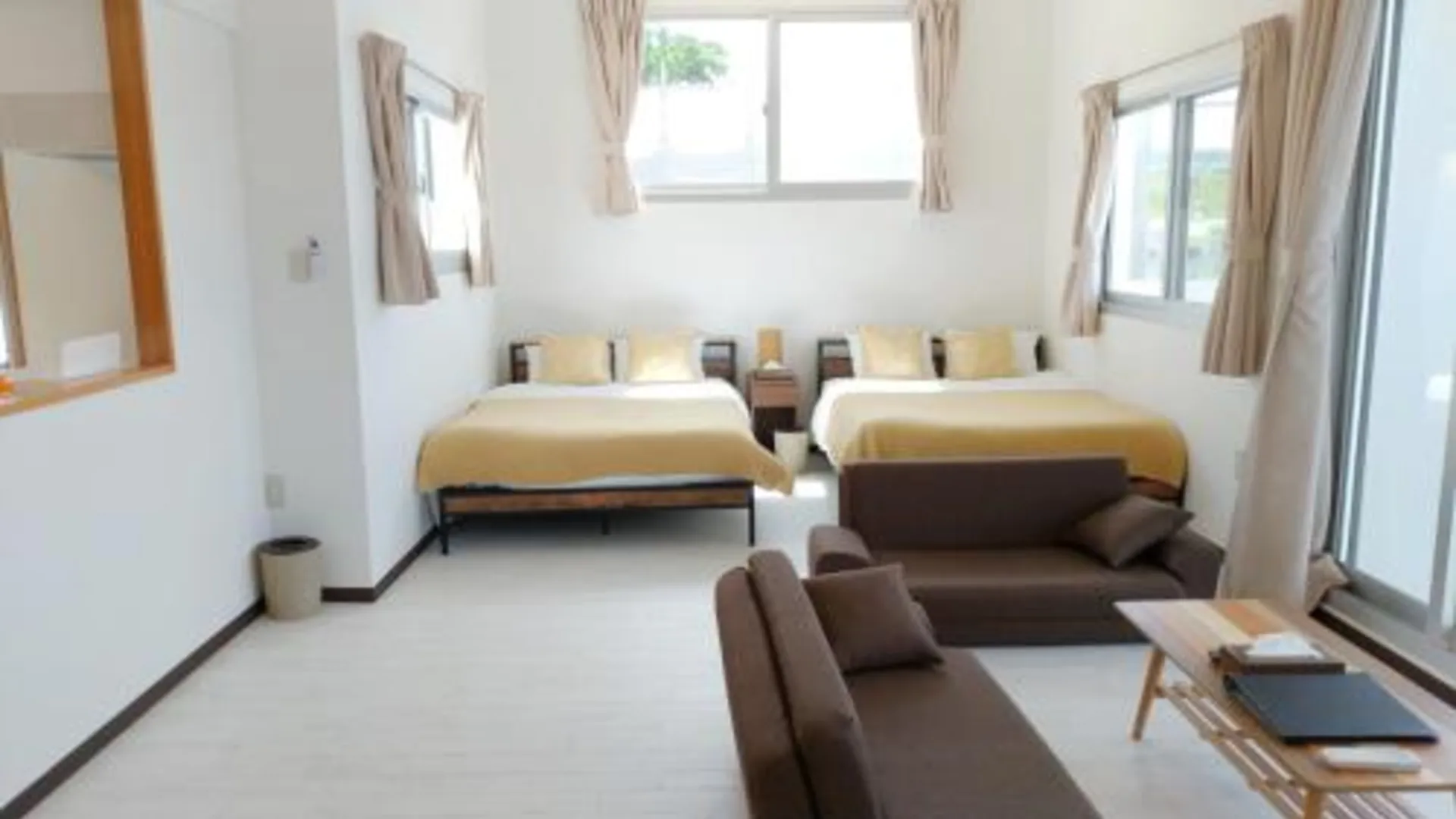 오키나와 본섬 コテージ花 3성급 게스트하우스 스위트룸