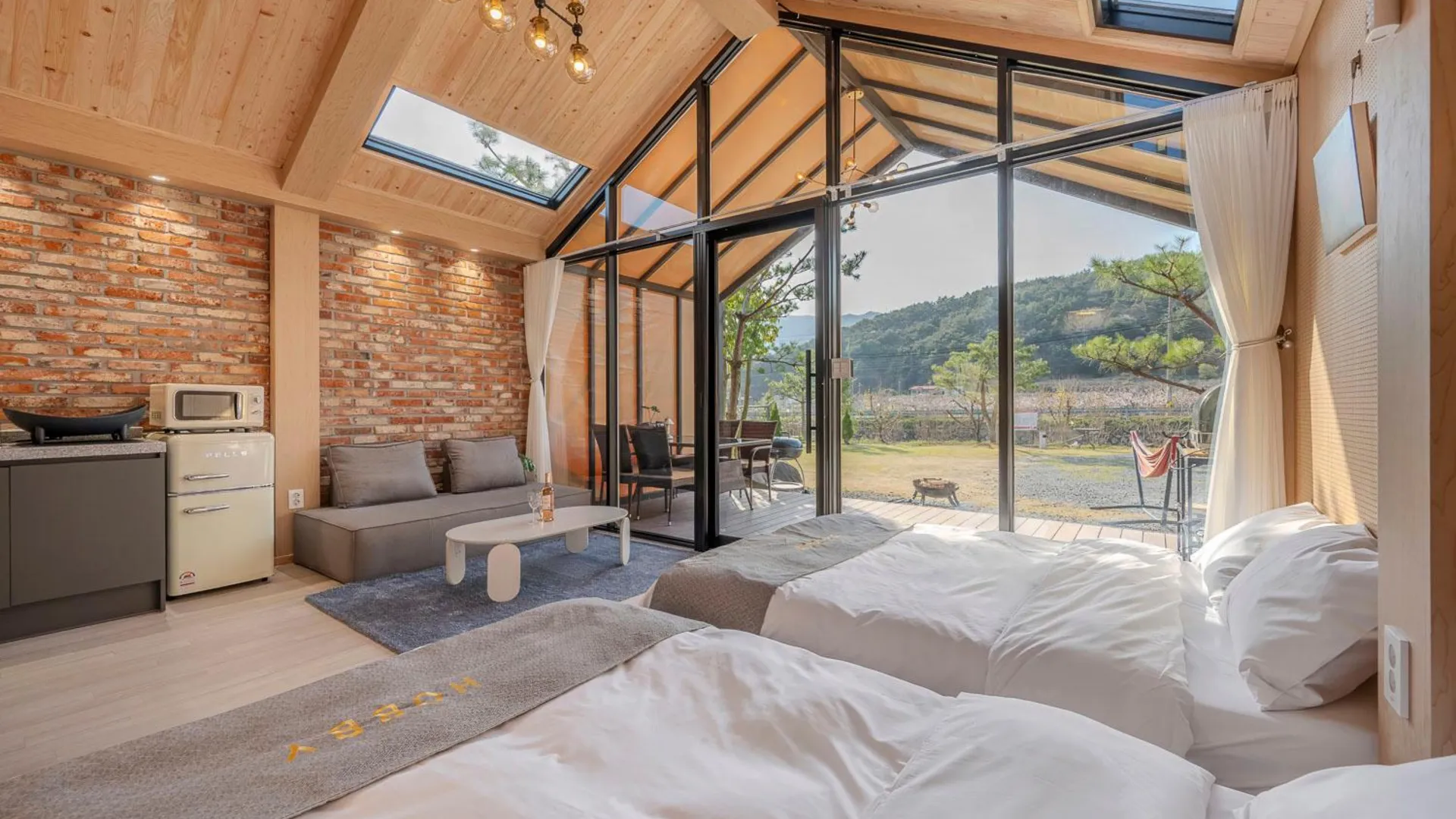 청도군 청도 하비리조트 럭셔리글램핑 4성급 게스트하우스 스위트룸