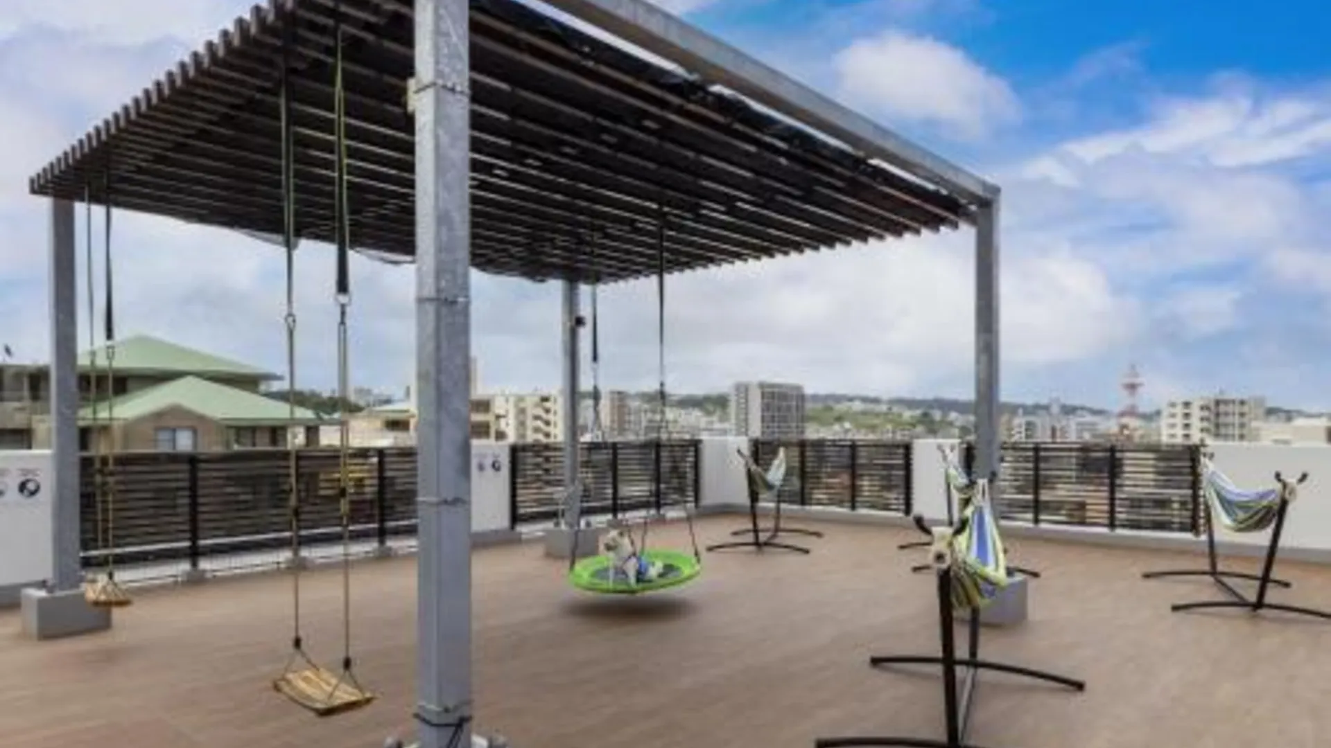 오키나와 본섬 エンズ　マリーナ　イン　マシキ　コンド・ホテルズ 4성급 게스트하우스 로비