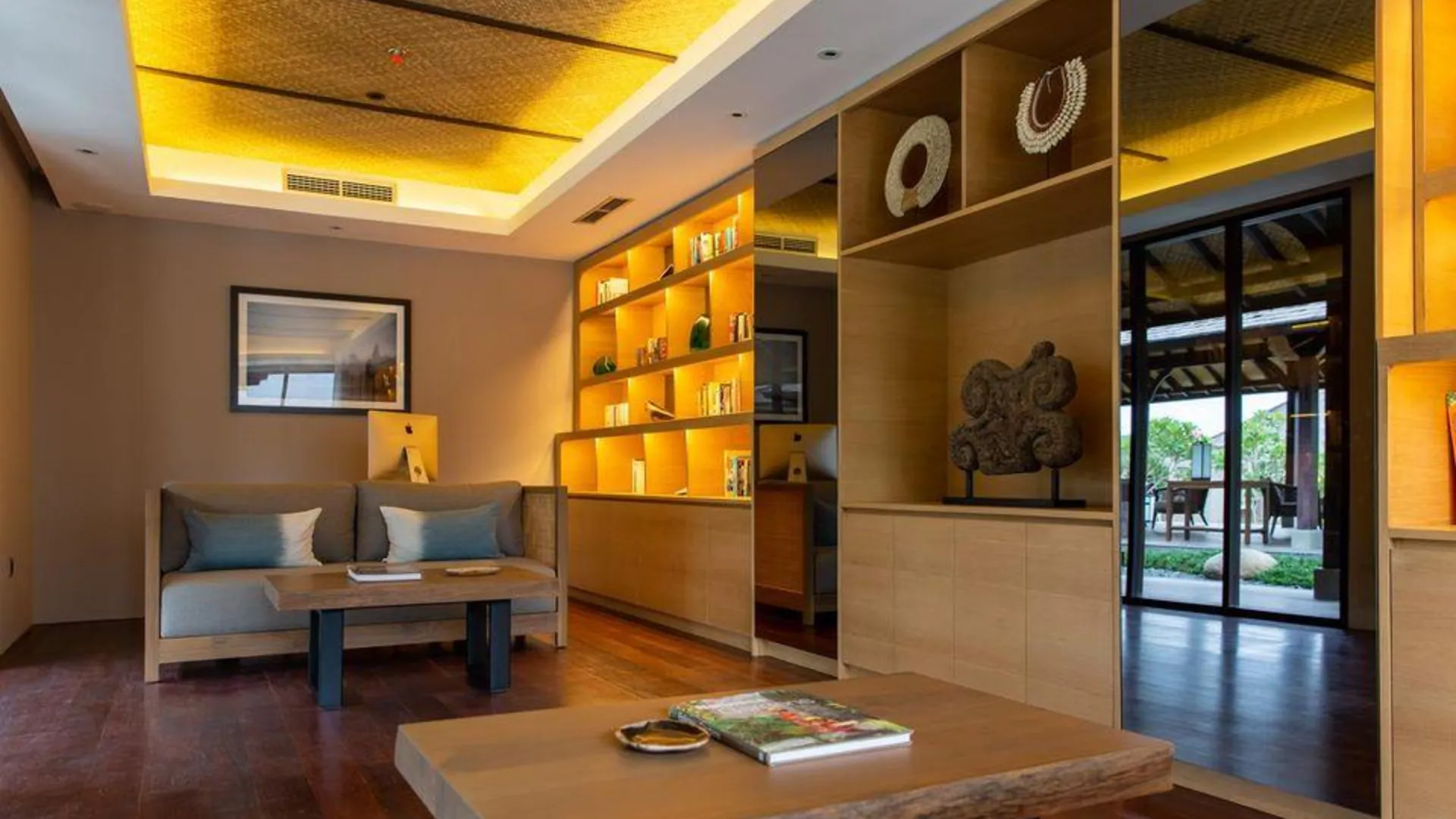 발리 니르자라 5성급 호텔 객실