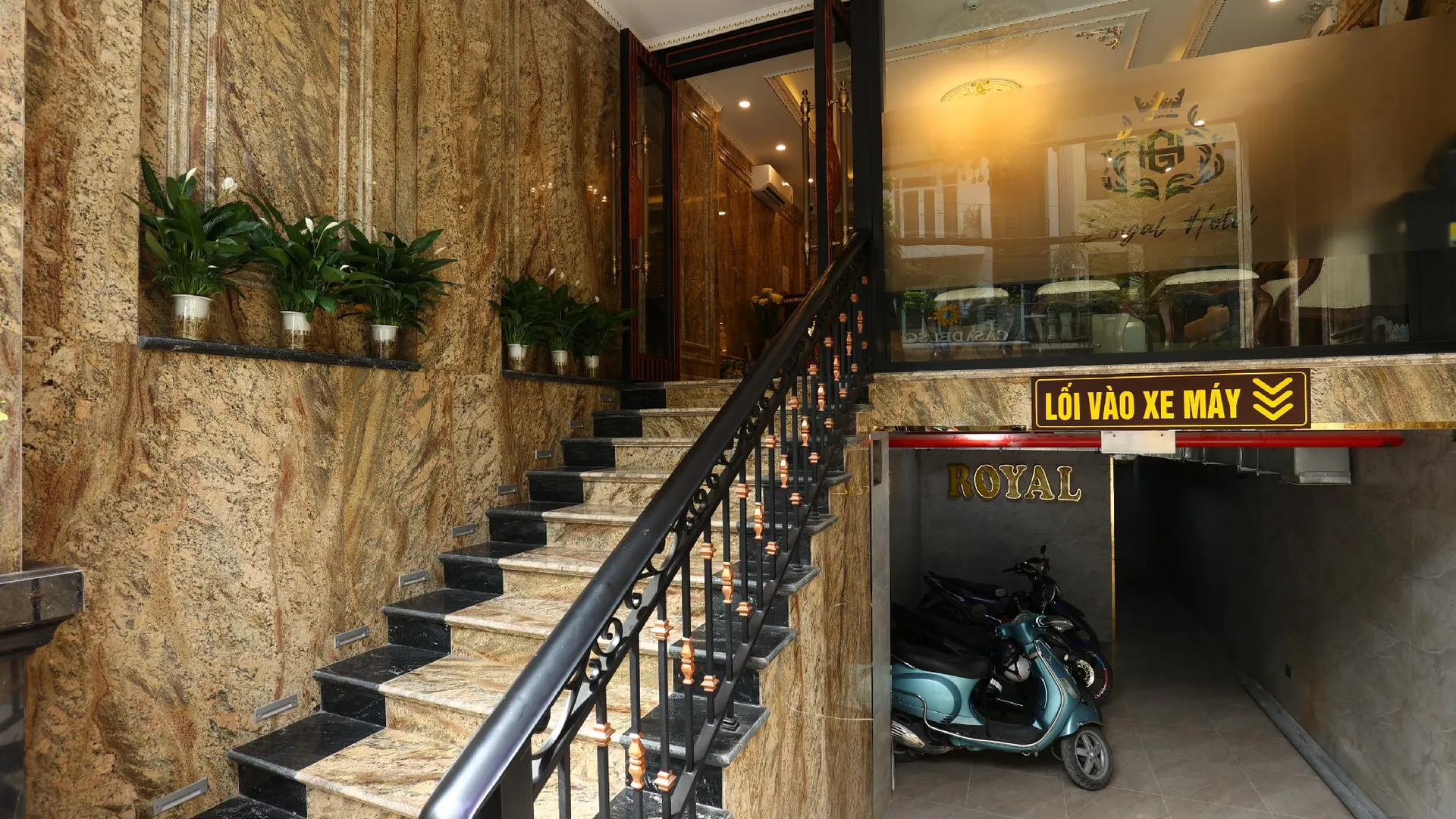 하노이 로얄 호텔 - 5분 거리 케앙남 랜드마크 72 근처 3성급 호텔 전망