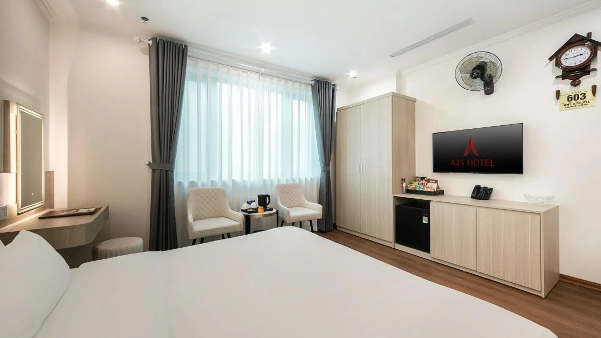 하노이 A25 호텔 - 호앙다오투이 2 3성급 호텔 스위트룸