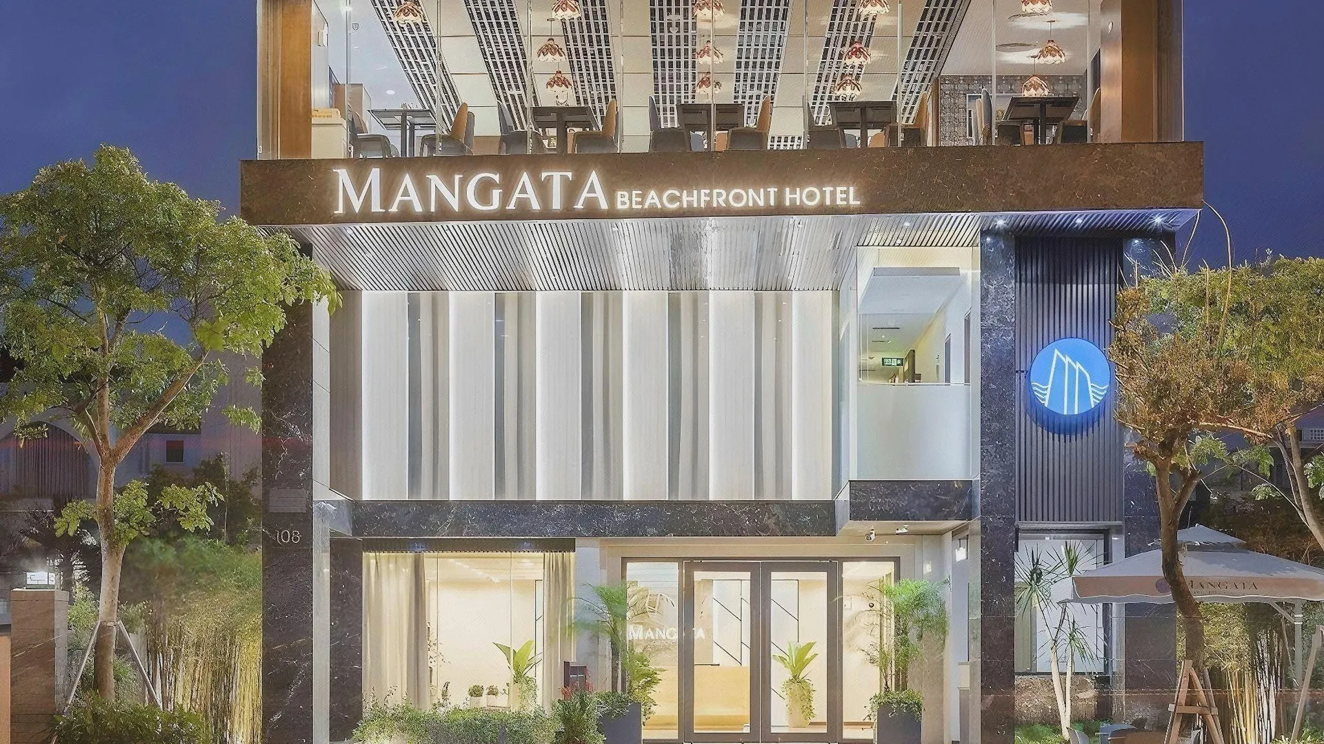 다낭 망가타 비치프론트 호텔 4성급 호텔 수영장