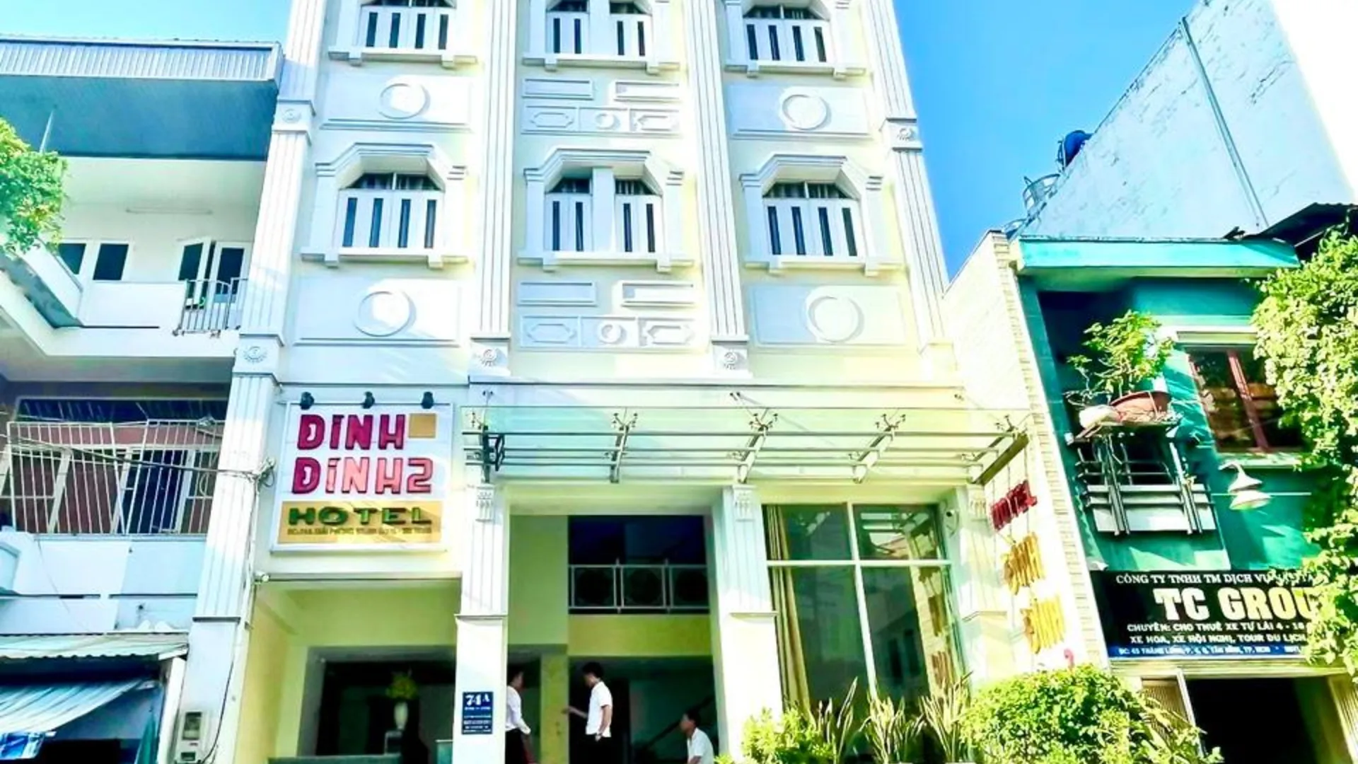 호치민 딘딘 2 에어포트 호텔 2성급 호텔 객실