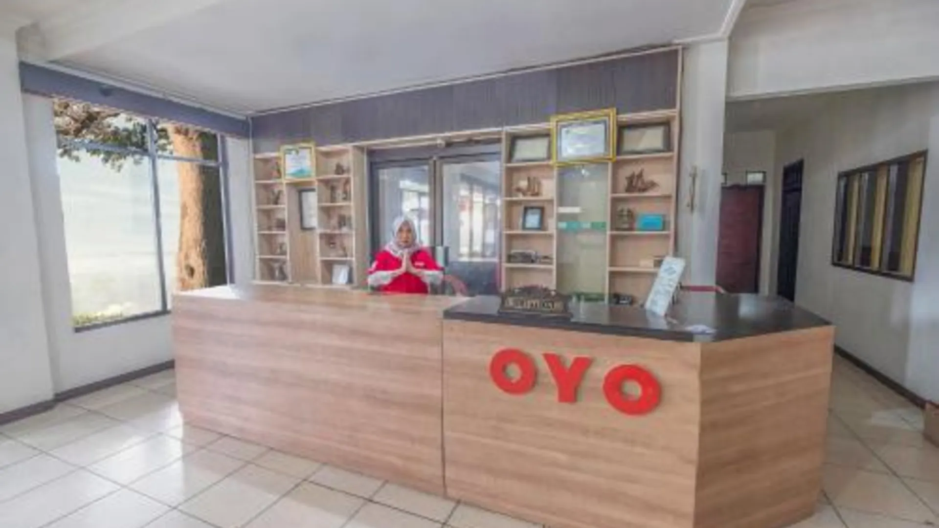 마카사르 Hotel O Transit 2 2성급 호텔 로비