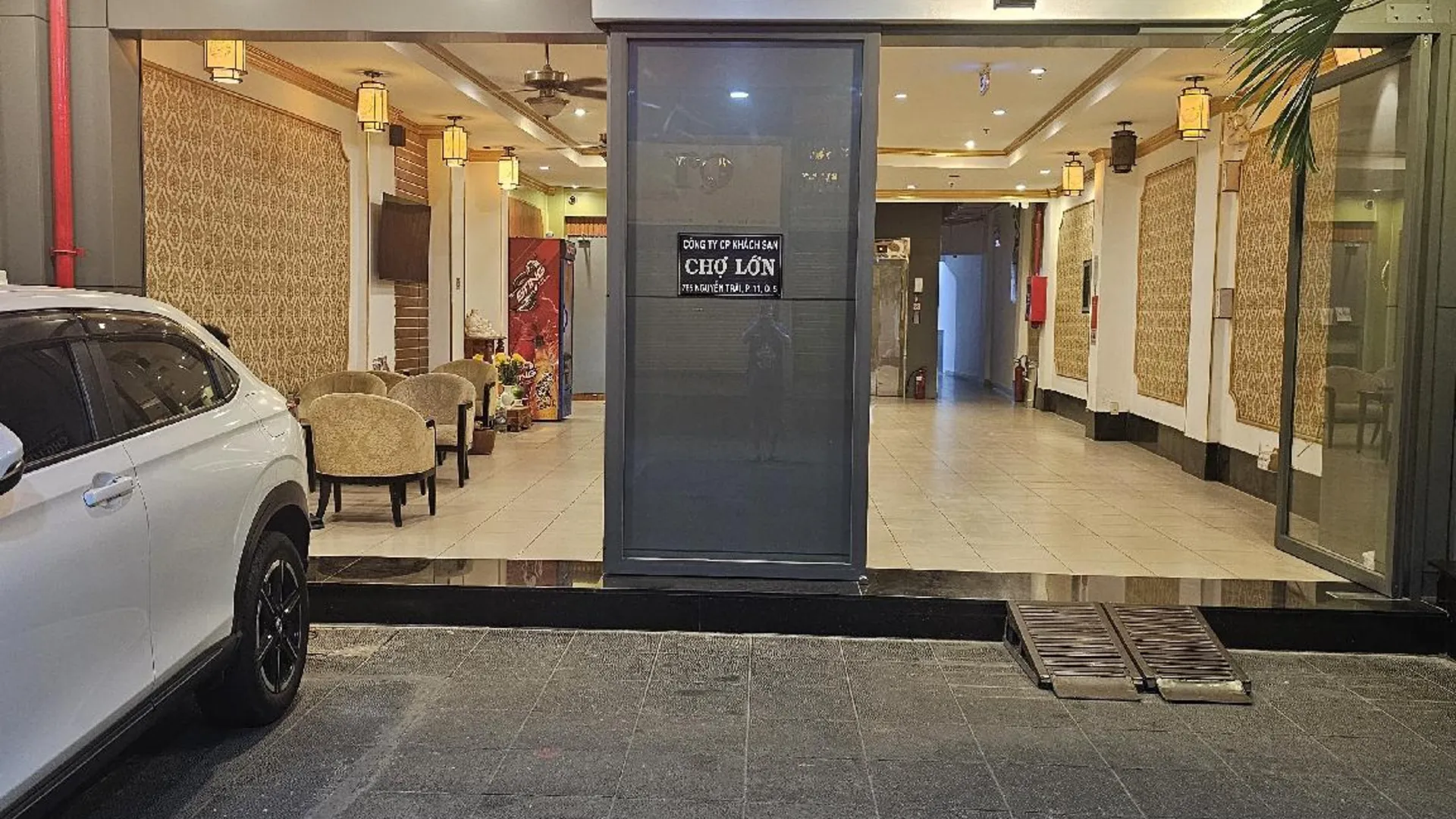 호치민 트룽 마이 호텔 1성급 호텔 로비