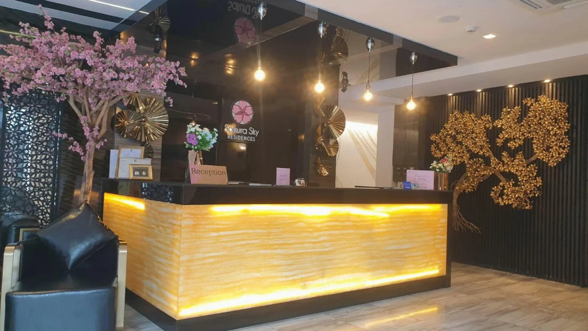 방콕 사쿠라 스카이 레지던스 2성급 호텔 객실