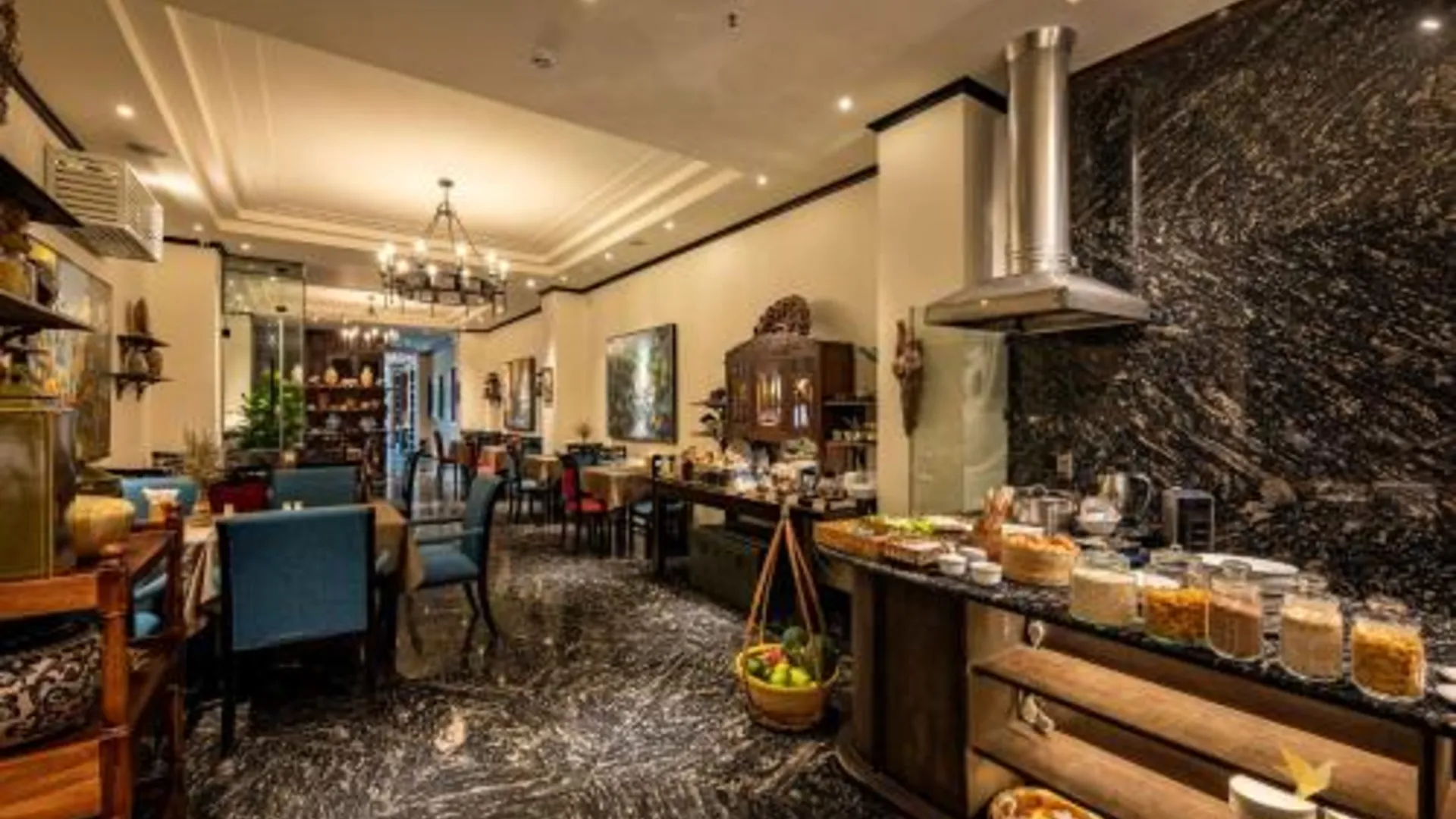 호치민 아마나키 사이공 부티크 호텔 3성급 호텔 스위트룸