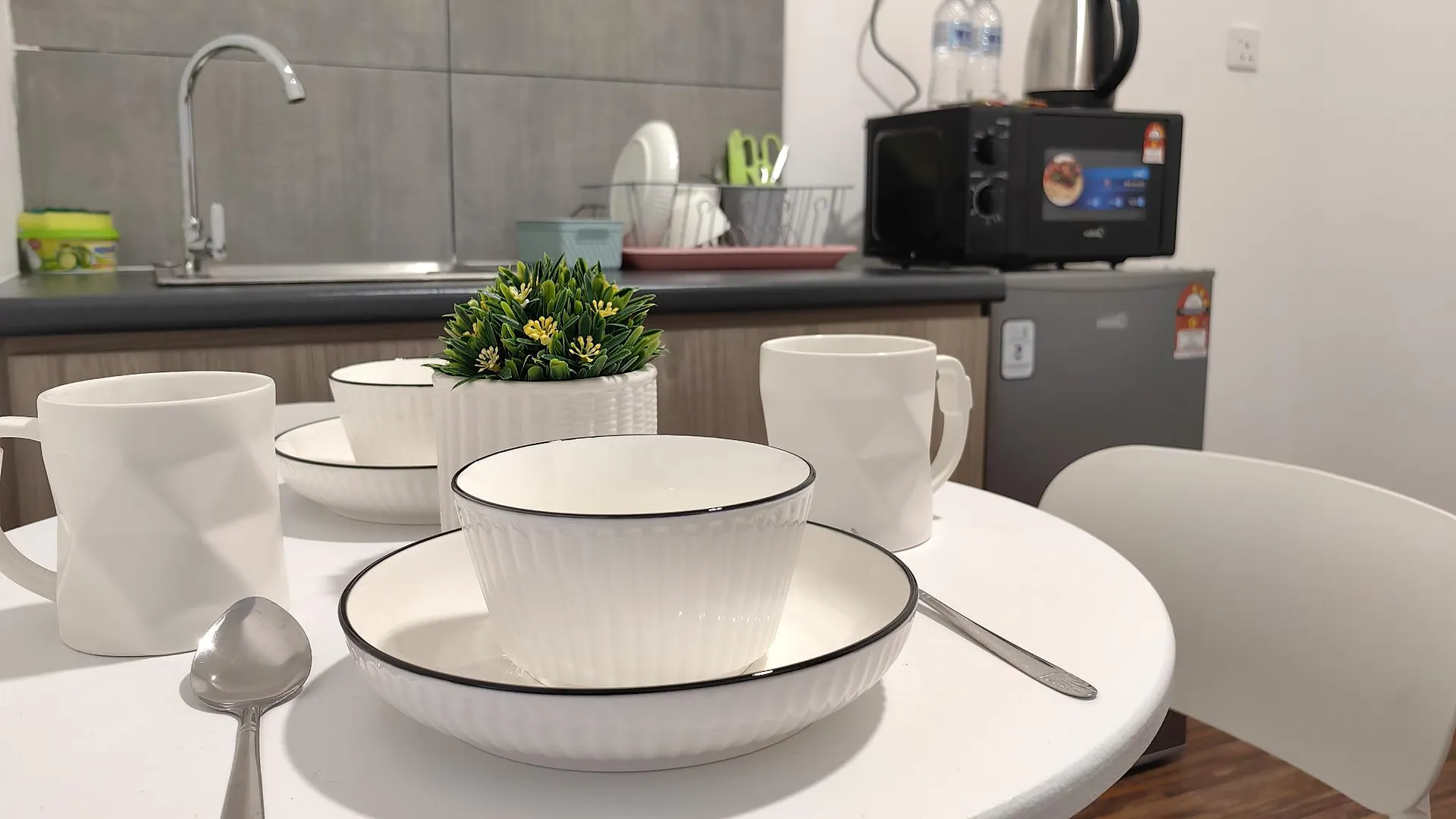 코타키나발루 크파얀의 아파트먼트 (28m², 침실 1개, 프라이빗 욕실 1개) 3성급 싱글룸 레스토랑