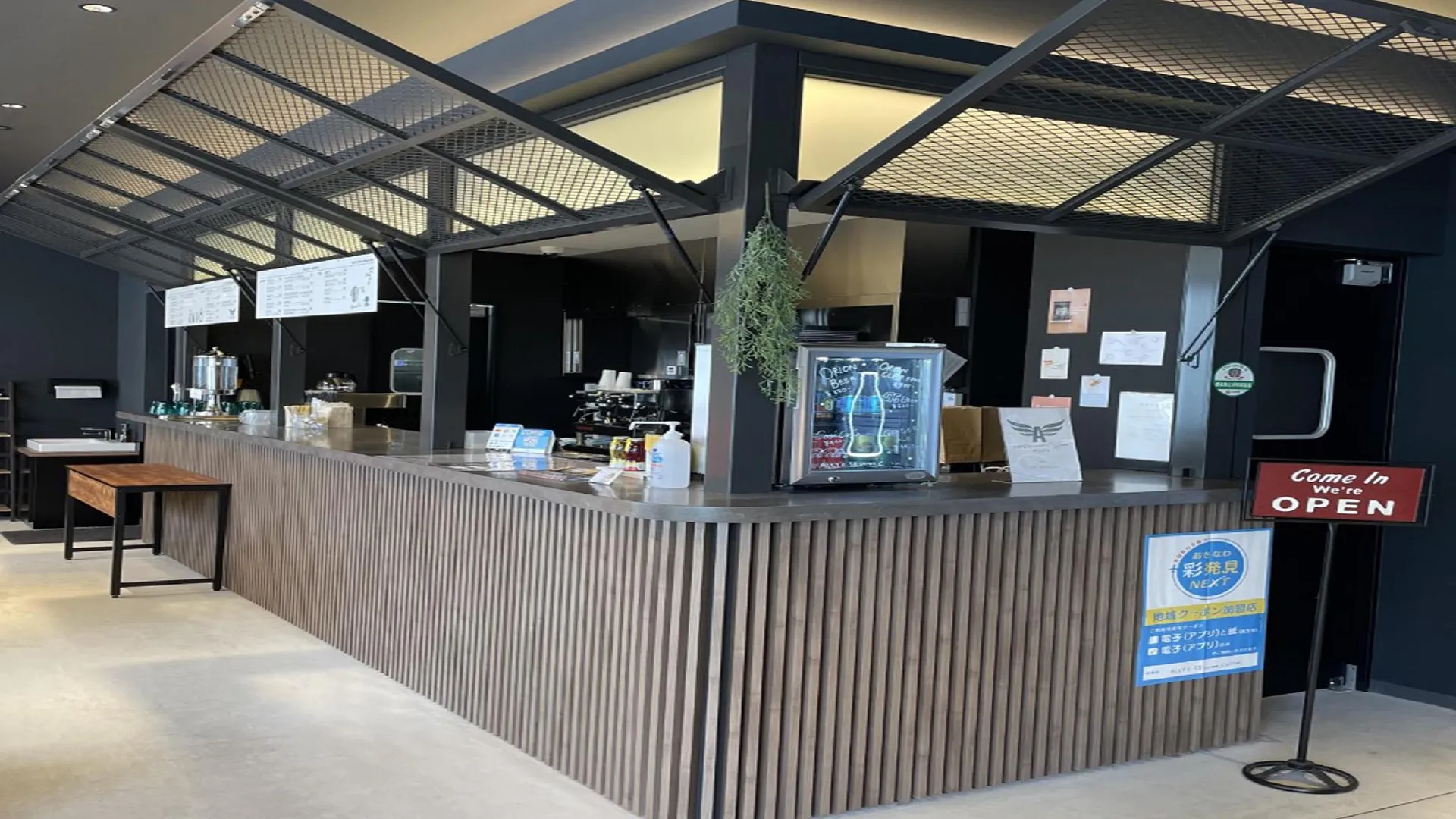 오키나와 본섬 프린스 스마트 인 나하 3성급 호텔 외관