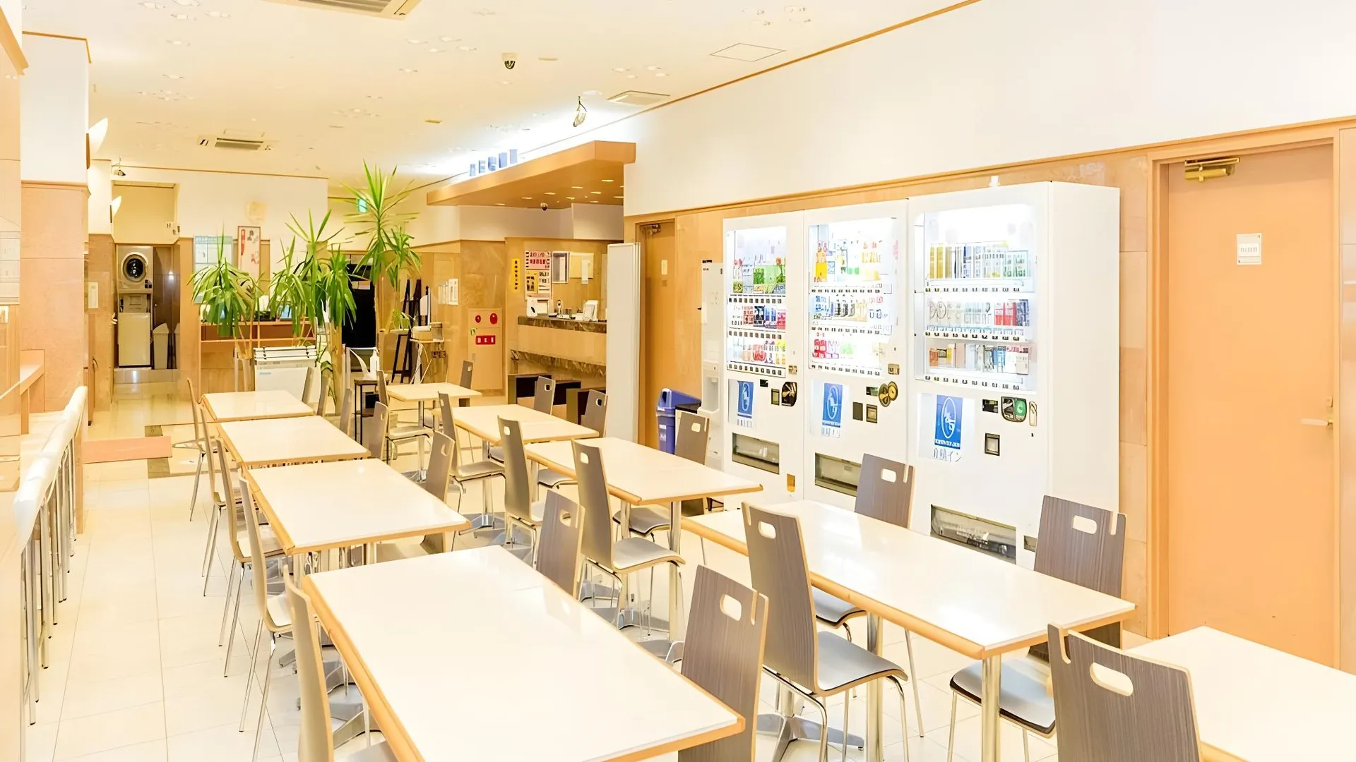 오키나와 본섬 토요코 인 오키나와 나하 아사히 바시 에키마에 3성급 호텔 수영장