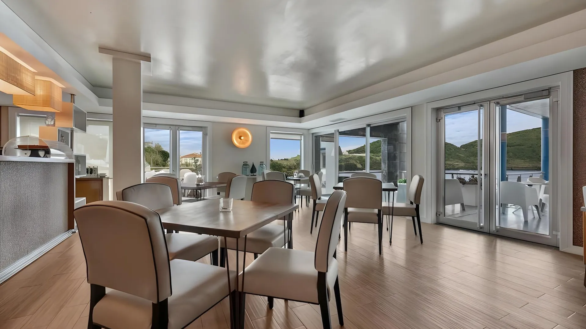 앙그라 두 에루이스무 호텔 두 카라콜 4성급 호텔 외관