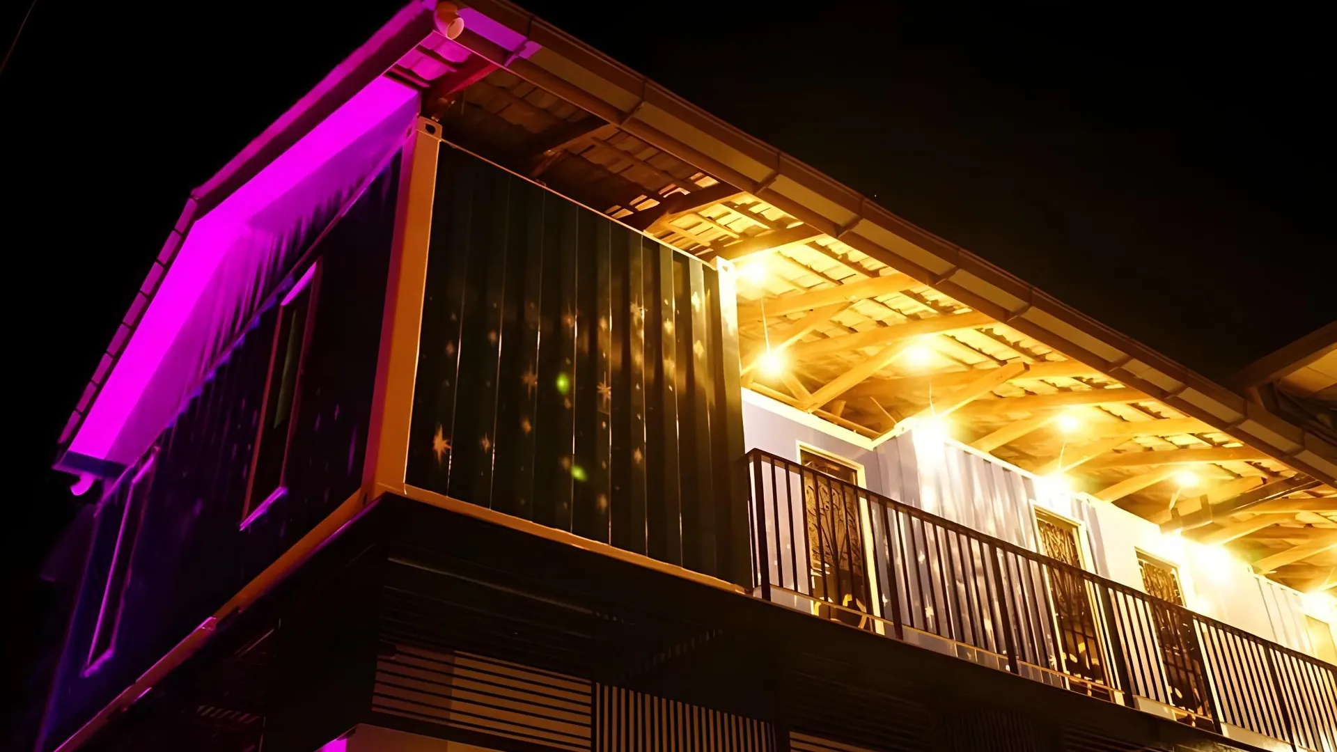 숭카이 숭가이 클라 인 2성급 호텔 객실