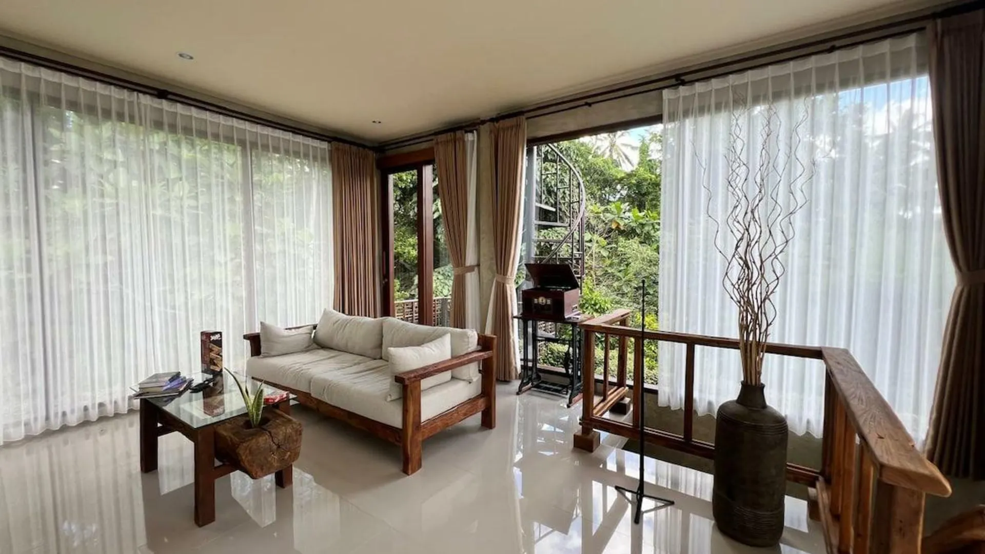 발리 우붓의 빌라 (210m², 침실 2개, 프라이빗 욕실 2개) 5성급 싱글룸 스위트룸