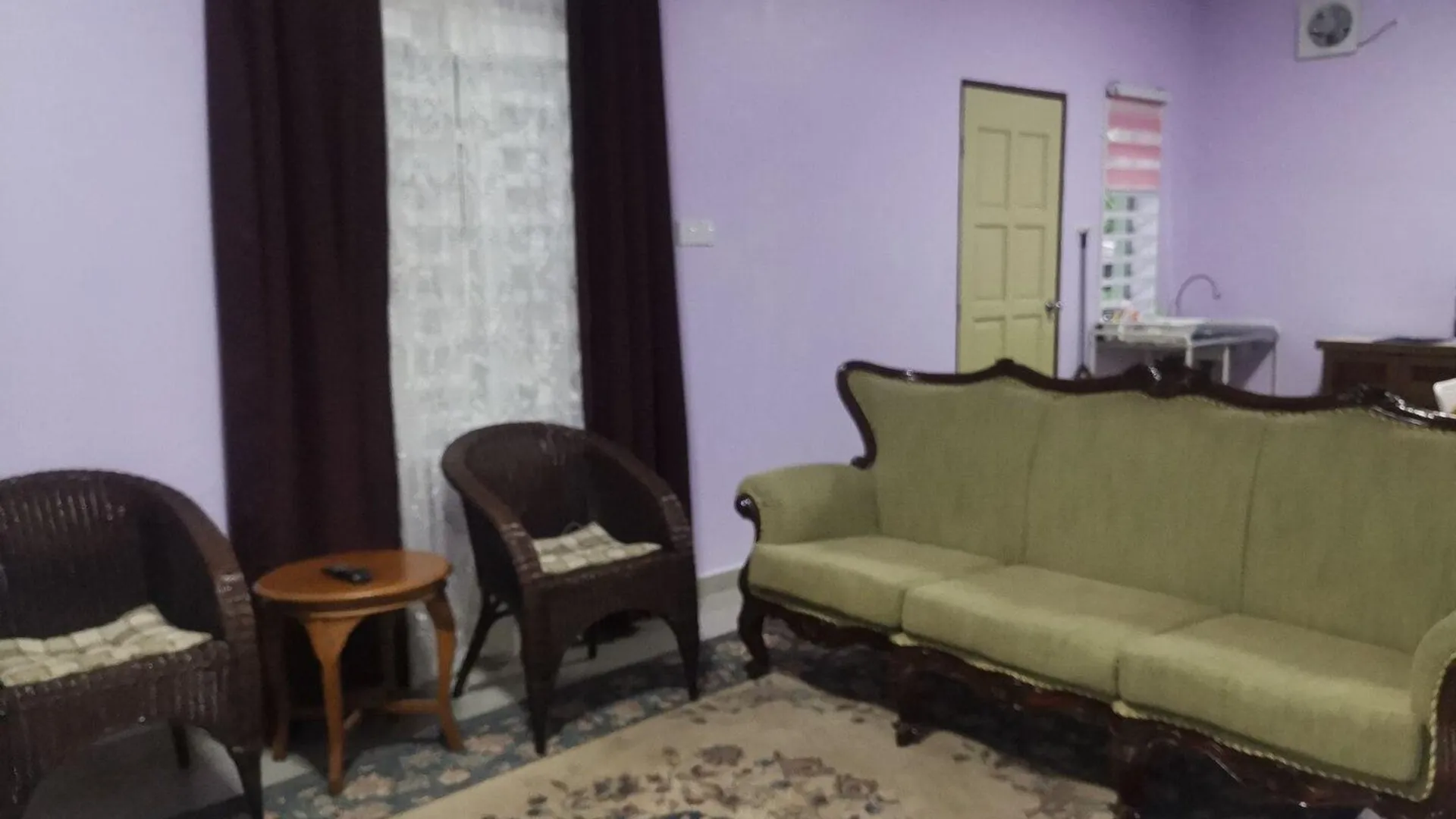 라웁 라웁 시티의 프라이빗 하우스 (80m², 침실 2개, 프라이빗 욕실 1개) 2성급 싱글룸 로비