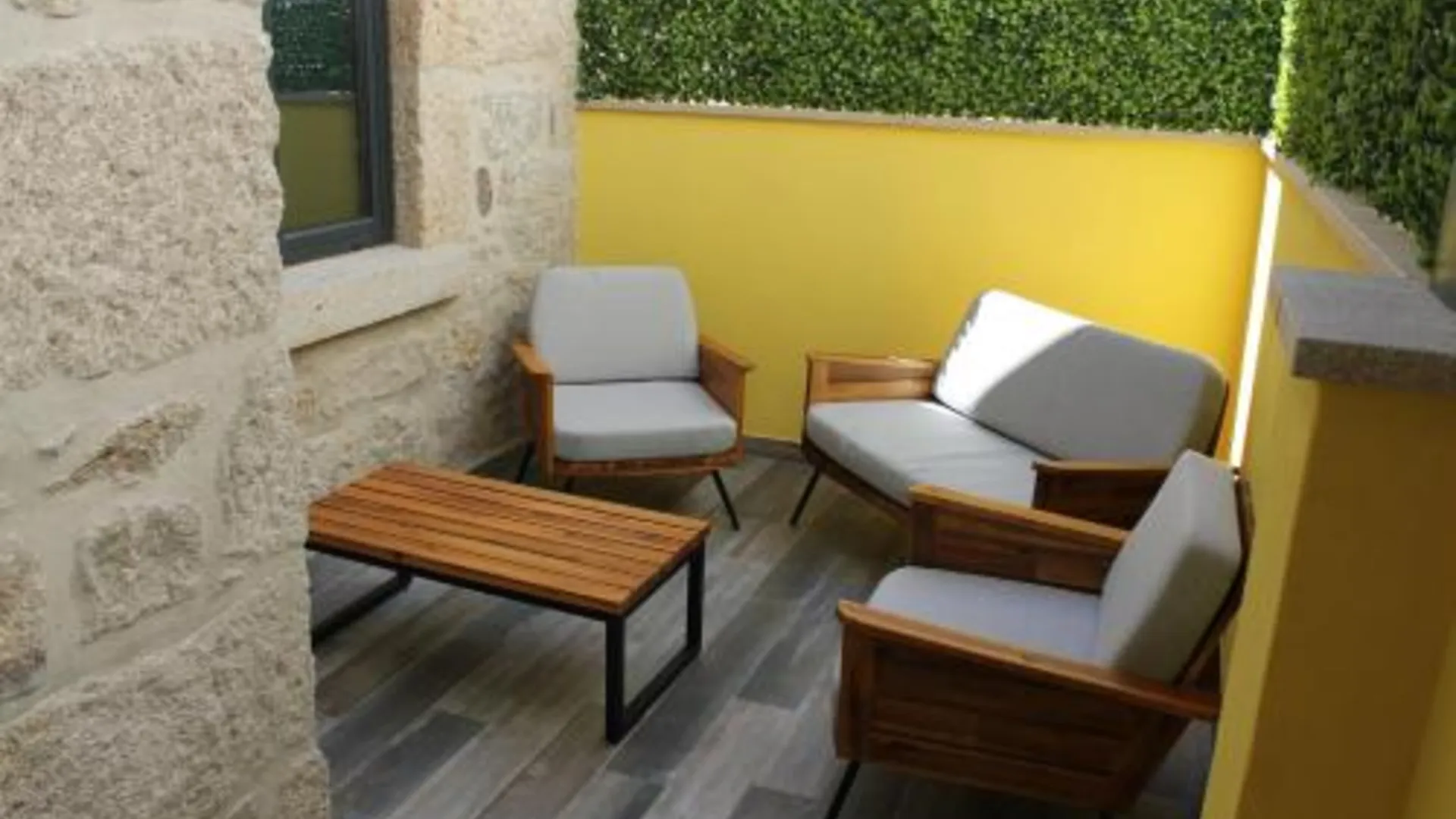 카스텔로 브란코 ALOJAMENTO GIRASSOL - Guest House - Quarto com casa de banho privativa 3성급 호텔 레스토랑