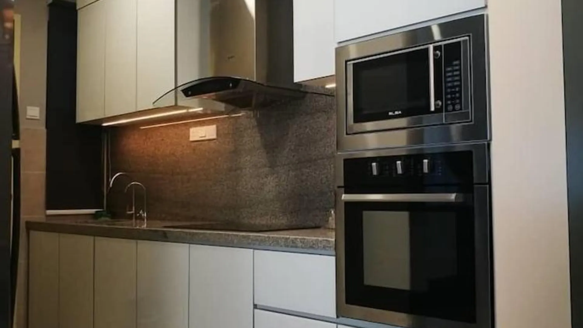 말라카 카사 블랑카 게스트하우스 1성급 호텔 수영장