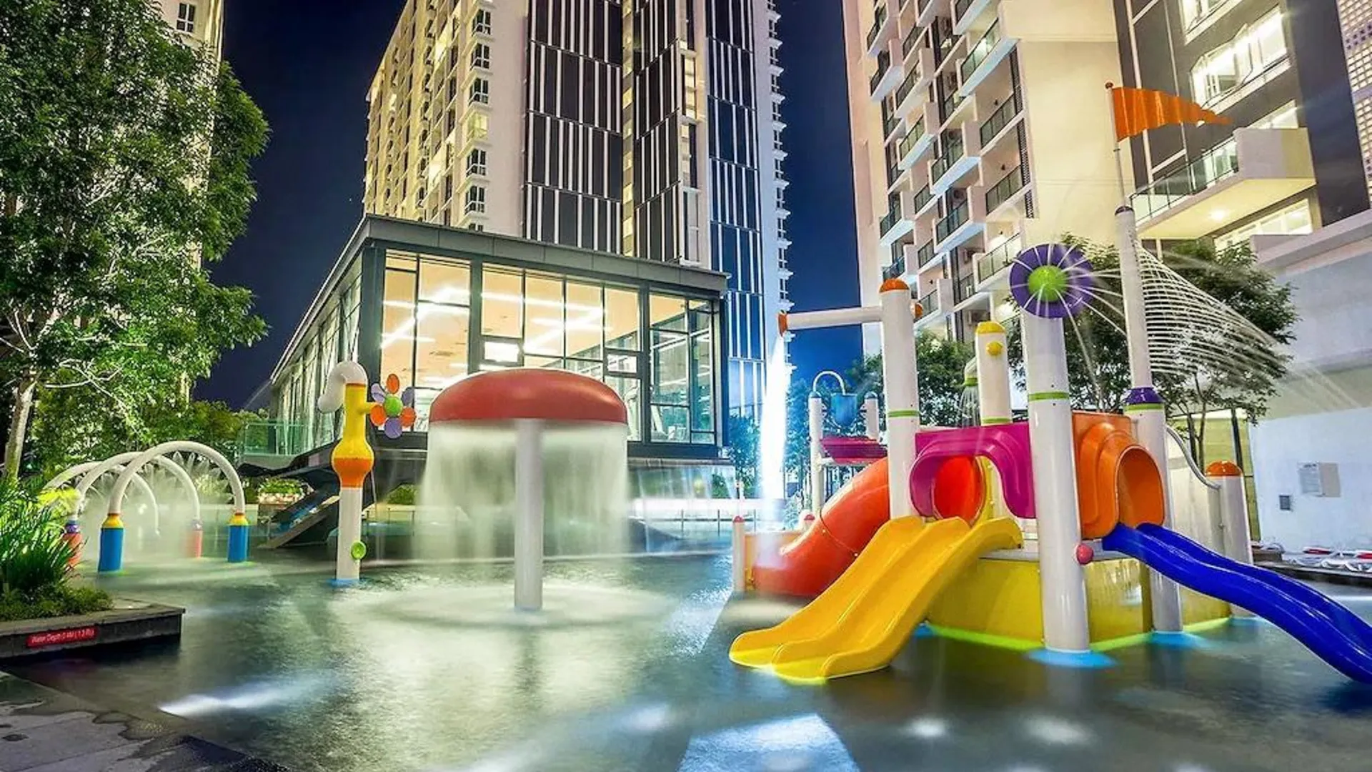 말라카 존커의 아파트먼트 (1232m², 침실 3개, 프라이빗 욕실 2개) 3성급 싱글룸 수영장