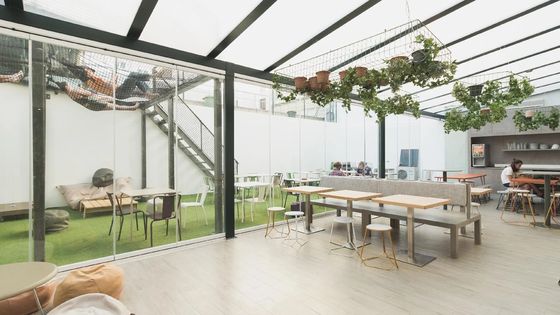 리스본 WOT 파티오 소셜 2성급 호텔 로비