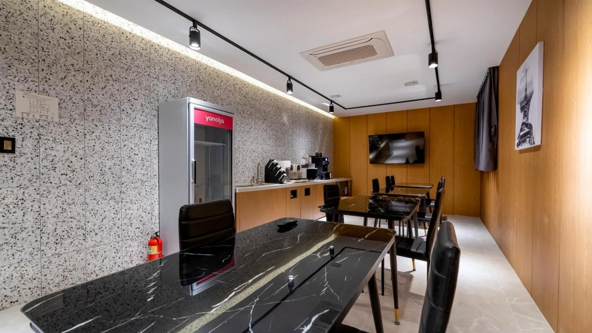 충주 어반브라운 호텔 충주시청점 3성급 호텔 수영장