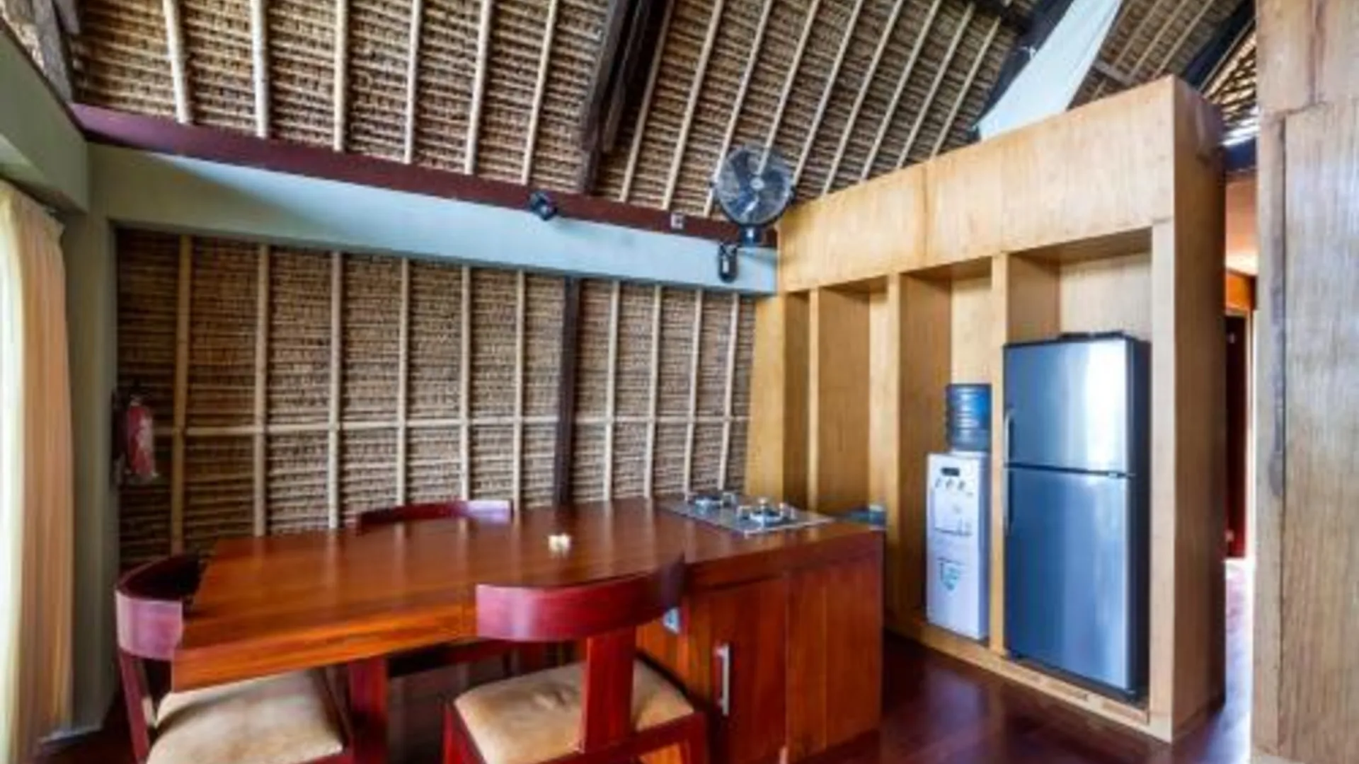 발리 아궁 뷰 빌라 누사 페니다 5성급 게스트하우스 전망