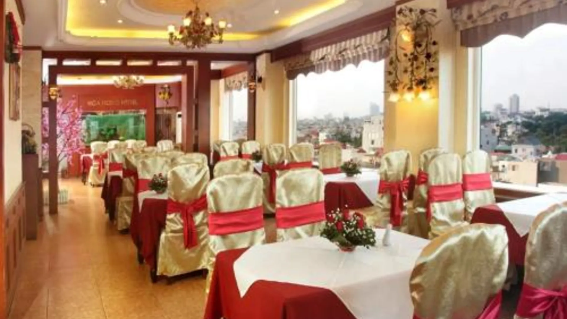 하노이 호아 홍 호텔 2 - 사 단 2성급 호텔 외관